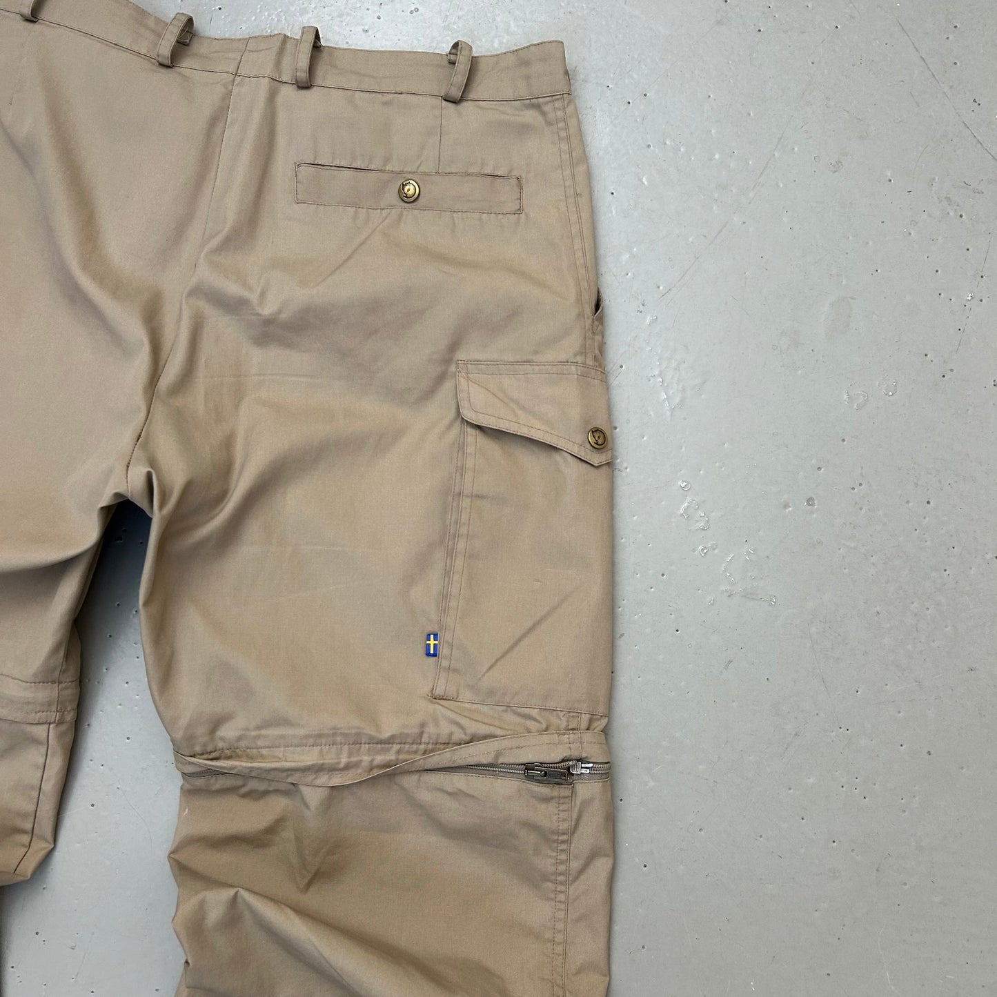 Fjällraven Cargo W32/L32 - Re:Junk Vintage