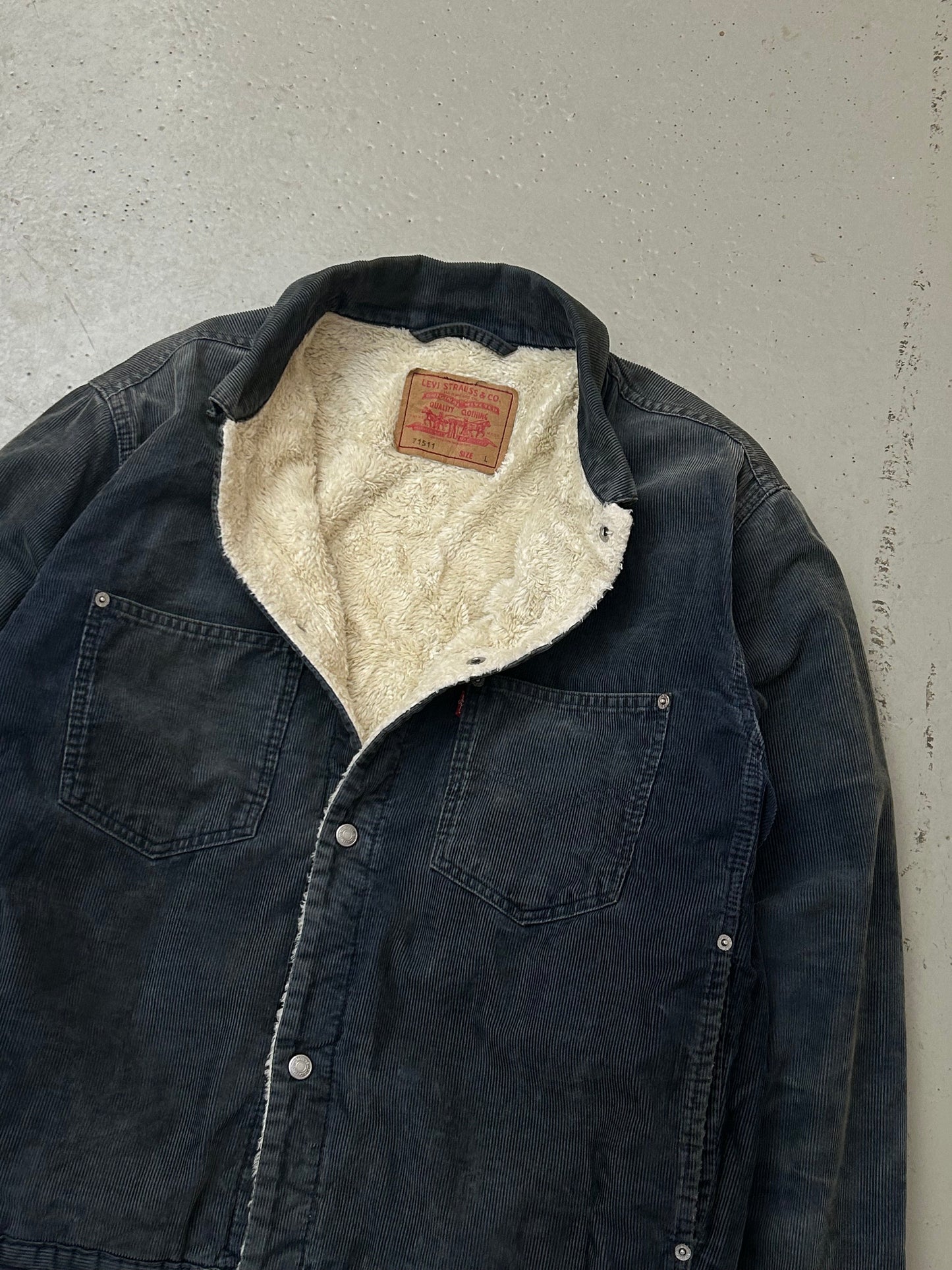 Levi's Courdoroy Jacket - Large - Re:Junk Vintage