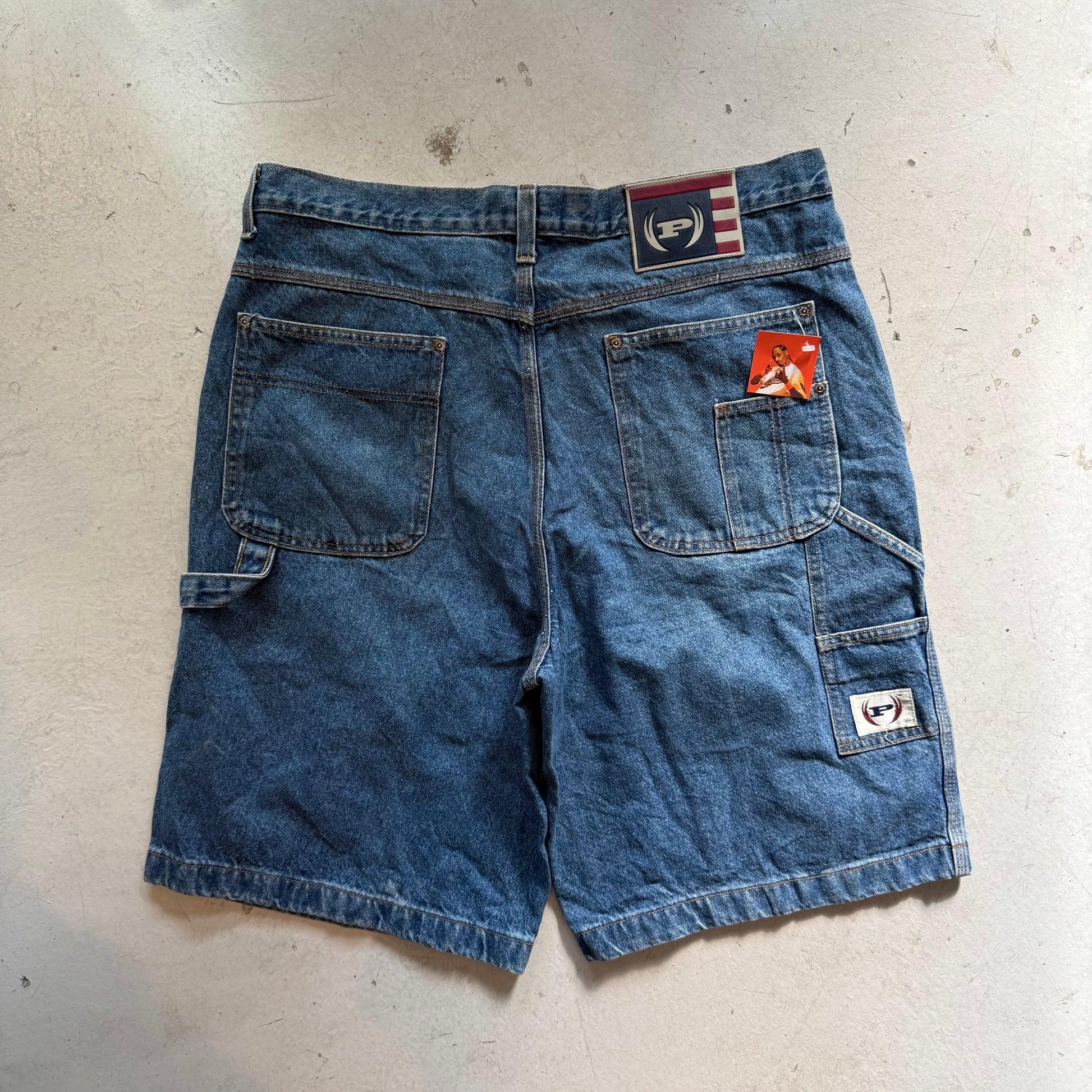 W36: Vintage denim jorts – loose fit workwear shorts - Re:Junk Vintage