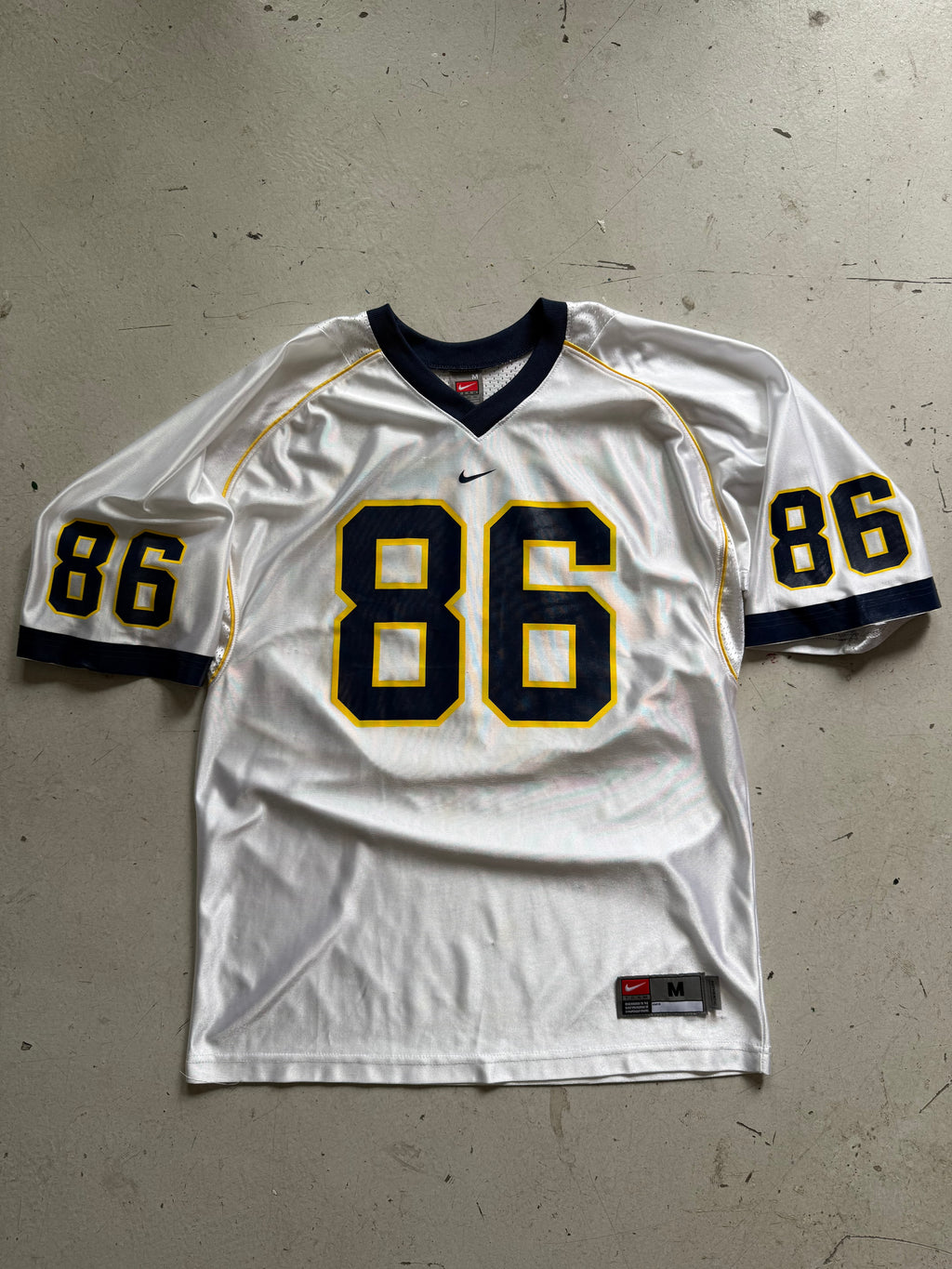 Nike Team | football jersey nr. 86 | hvid/navy/gul | M