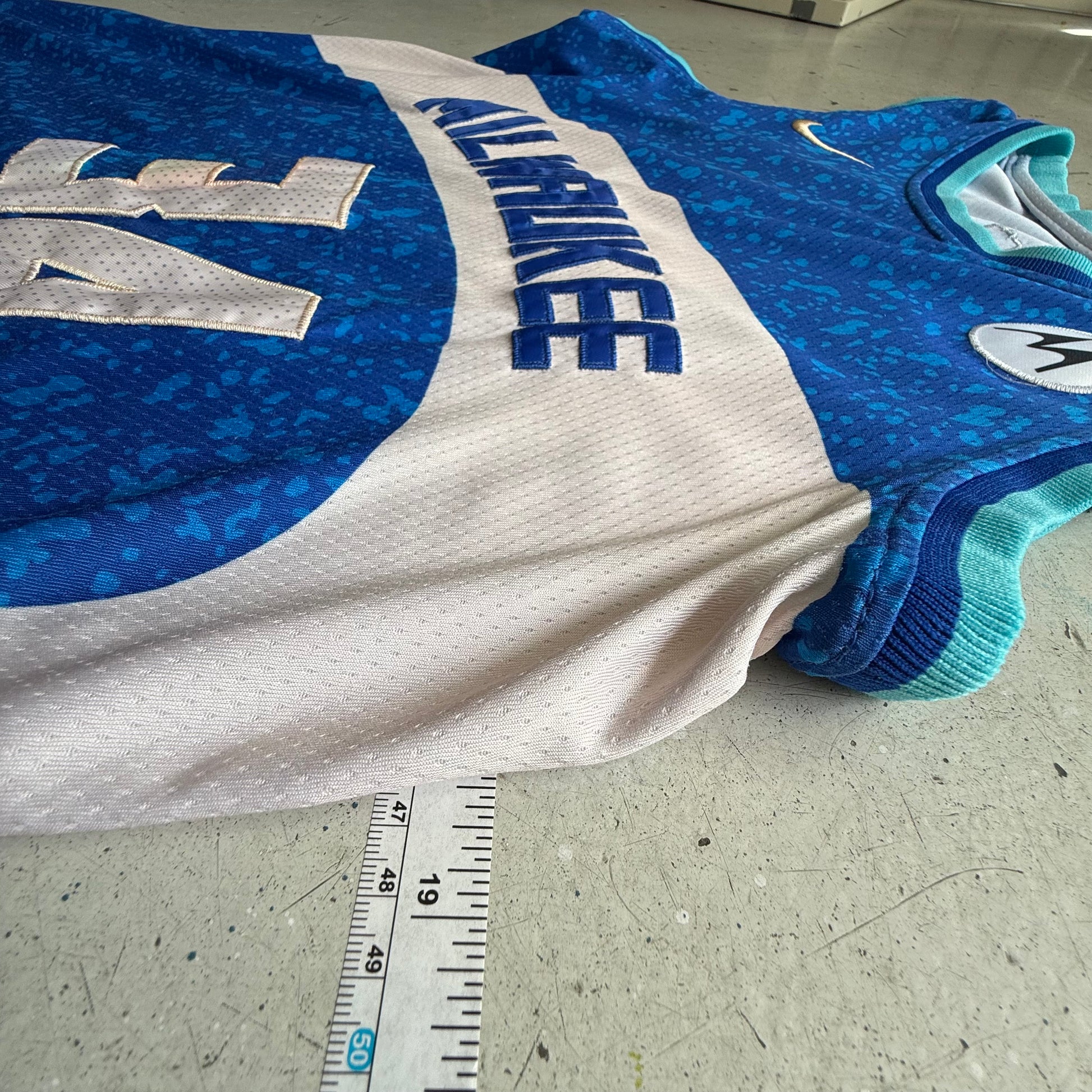 Nike | Antetokounmpo 34 jersey | blå/hvid | M (44)