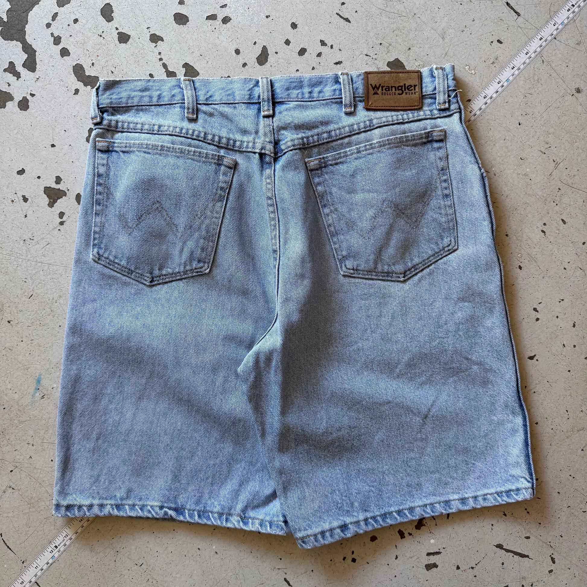 Wrangler | denim shorts | lys blå | W34