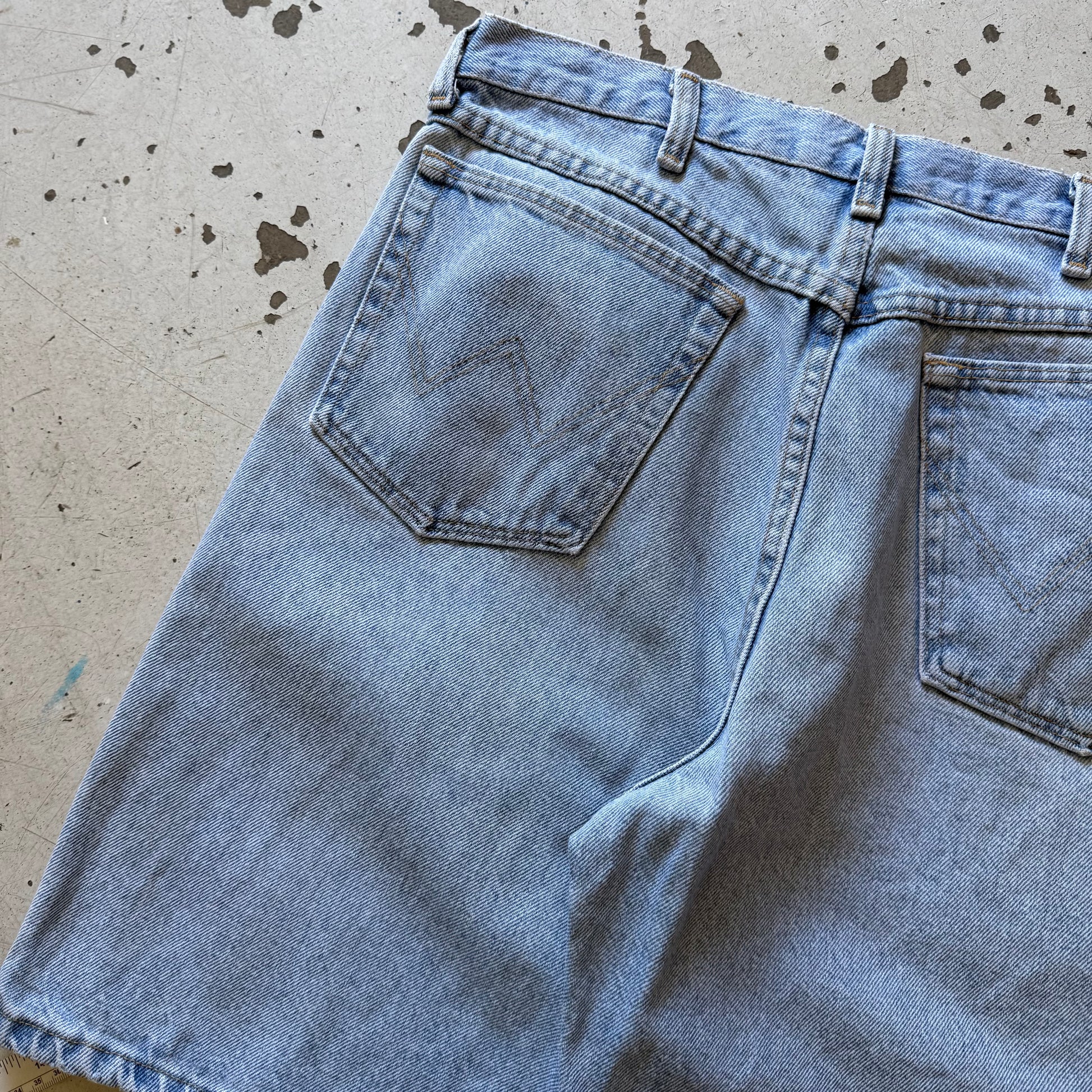 Wrangler | denim shorts | lys blå | W34