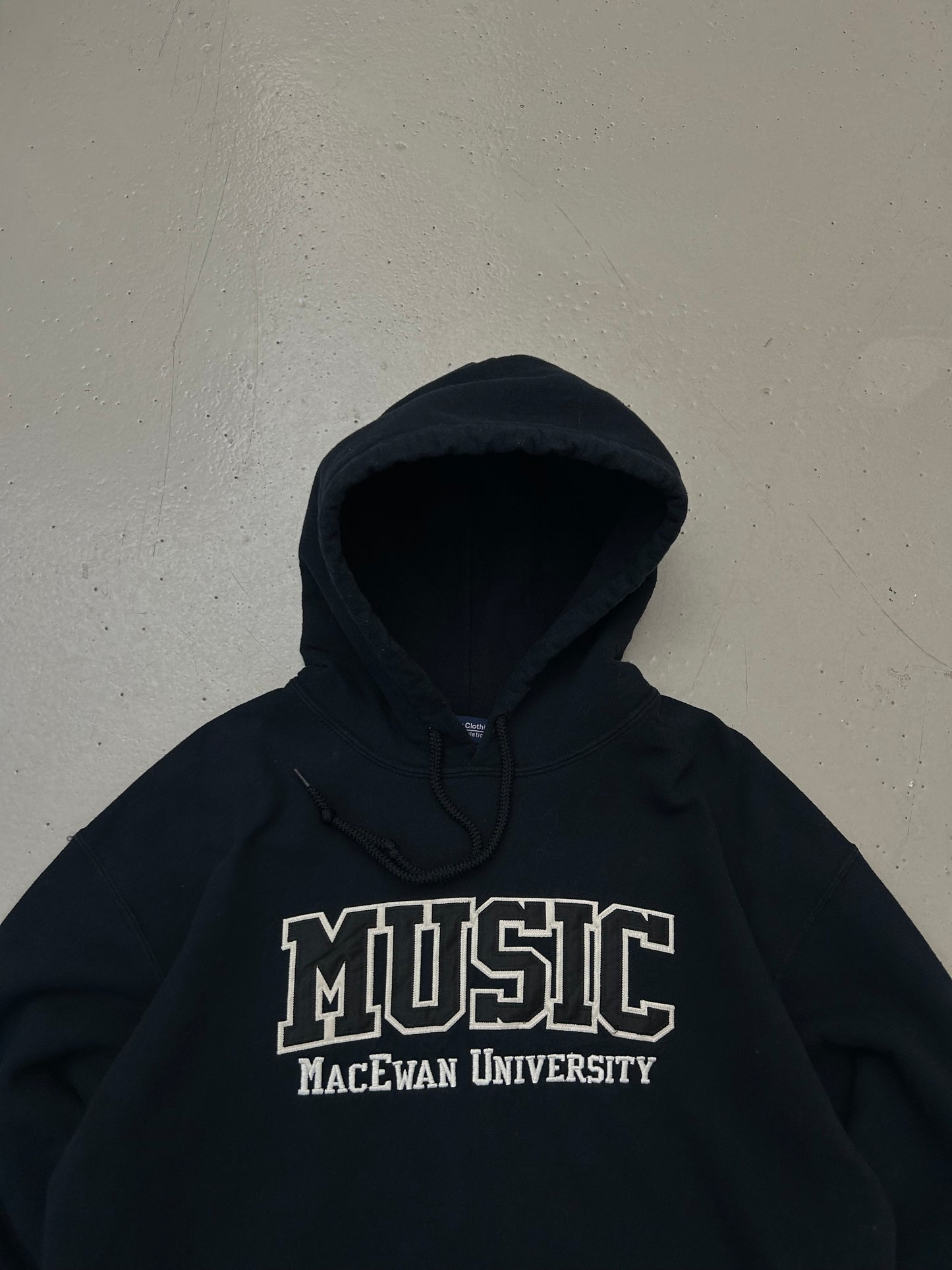 College Vintage Hoodie - Medium