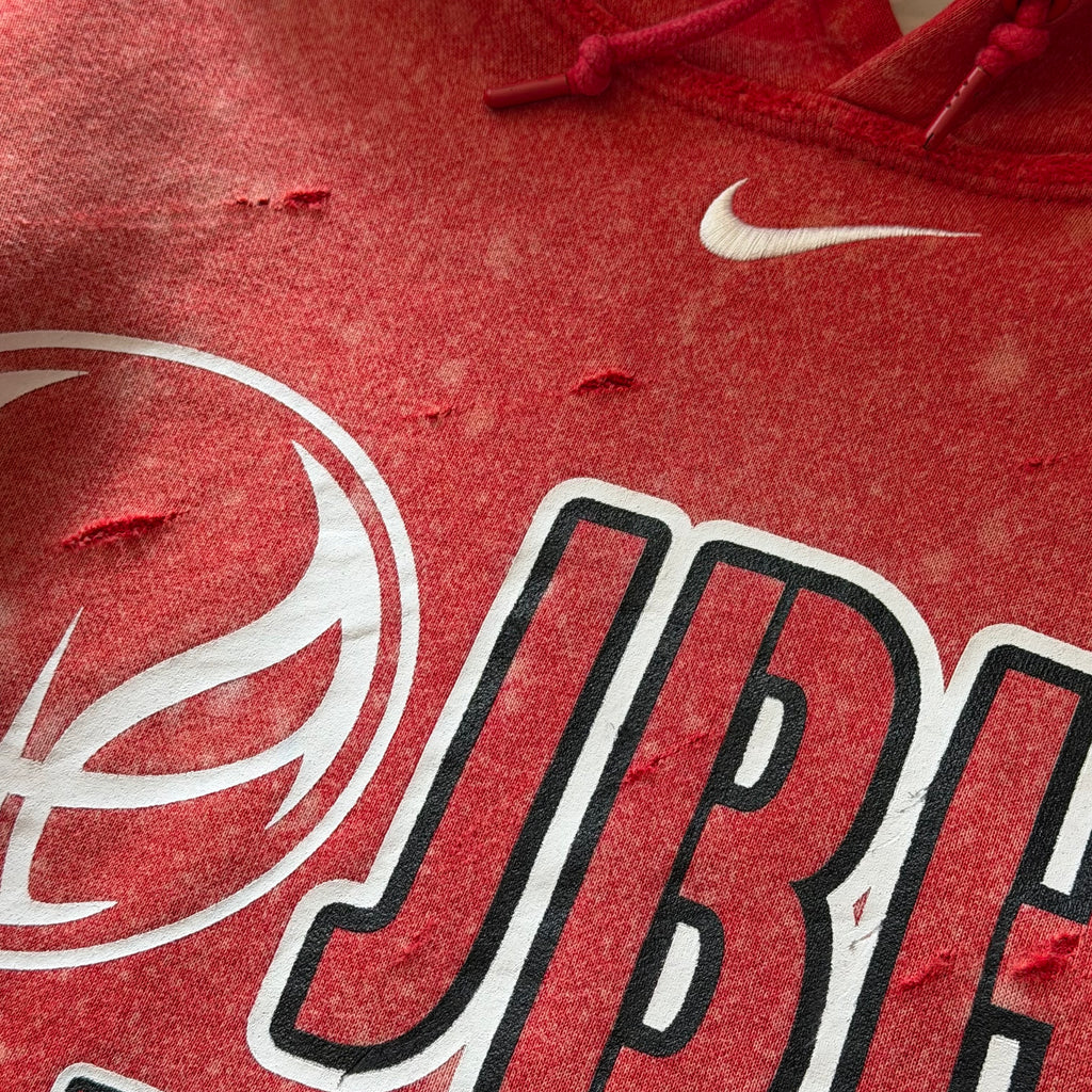 Distressed Nike  | hoodie | rød | S