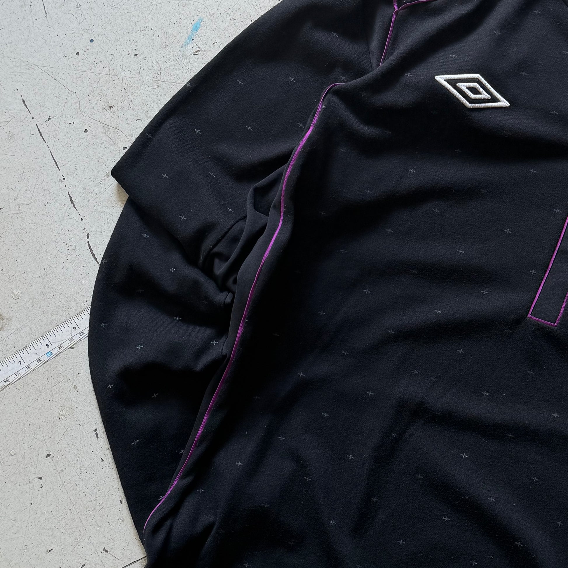 Umbro England | langærmet fodboldtrøje | sort/lilla | L