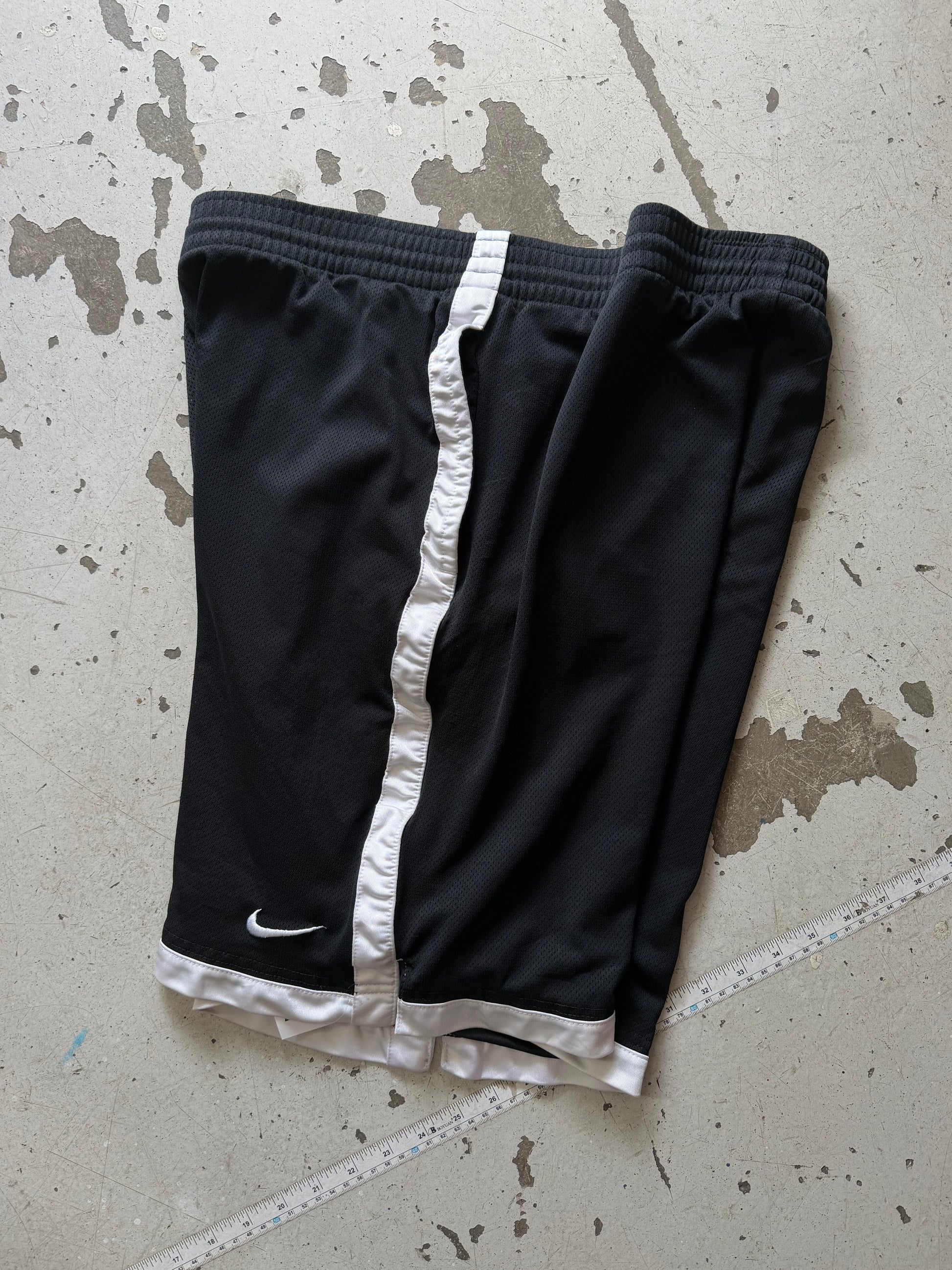 Nike | Basketball shorts | Sort | M