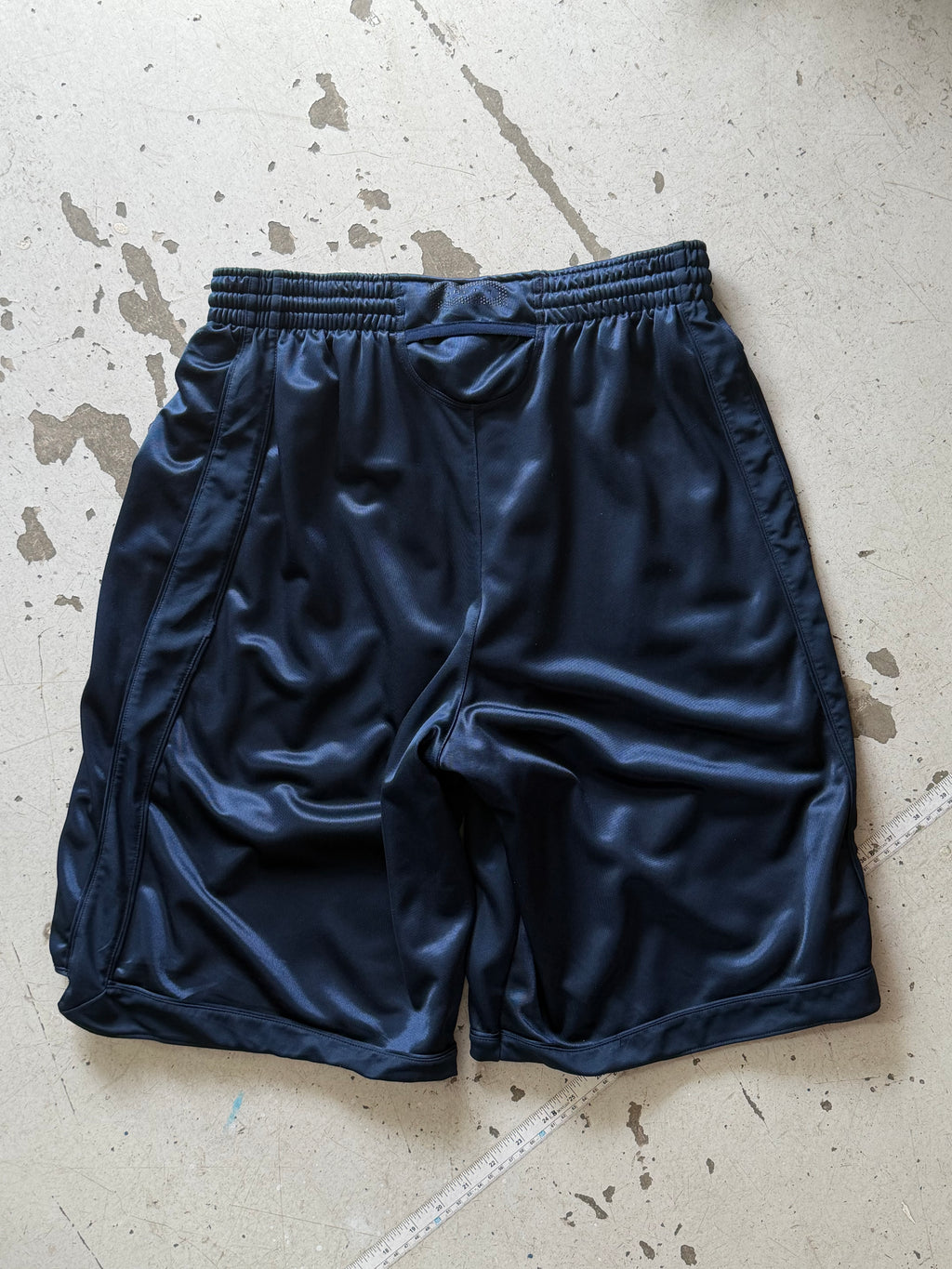 Nike | Basketball shorts | Navy | M