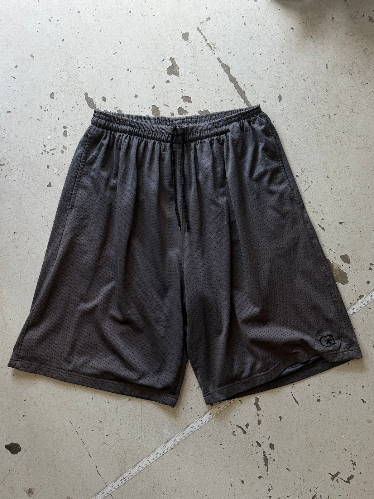 AND1 | Vintage basketball shorts | Mørkegrå | XL