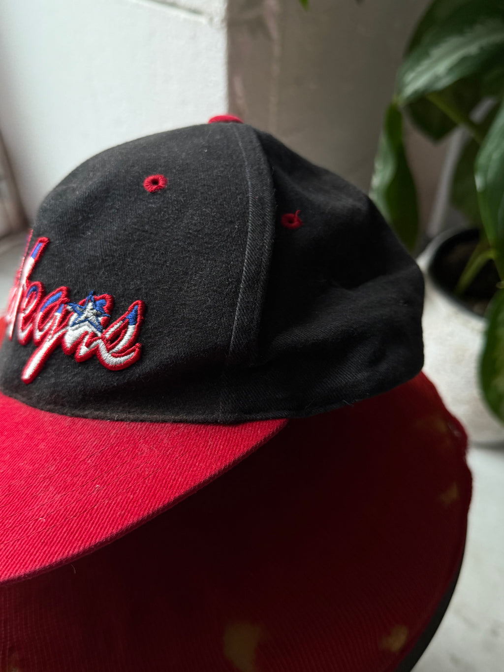 Las Vegas | cap | sort/rød | one size