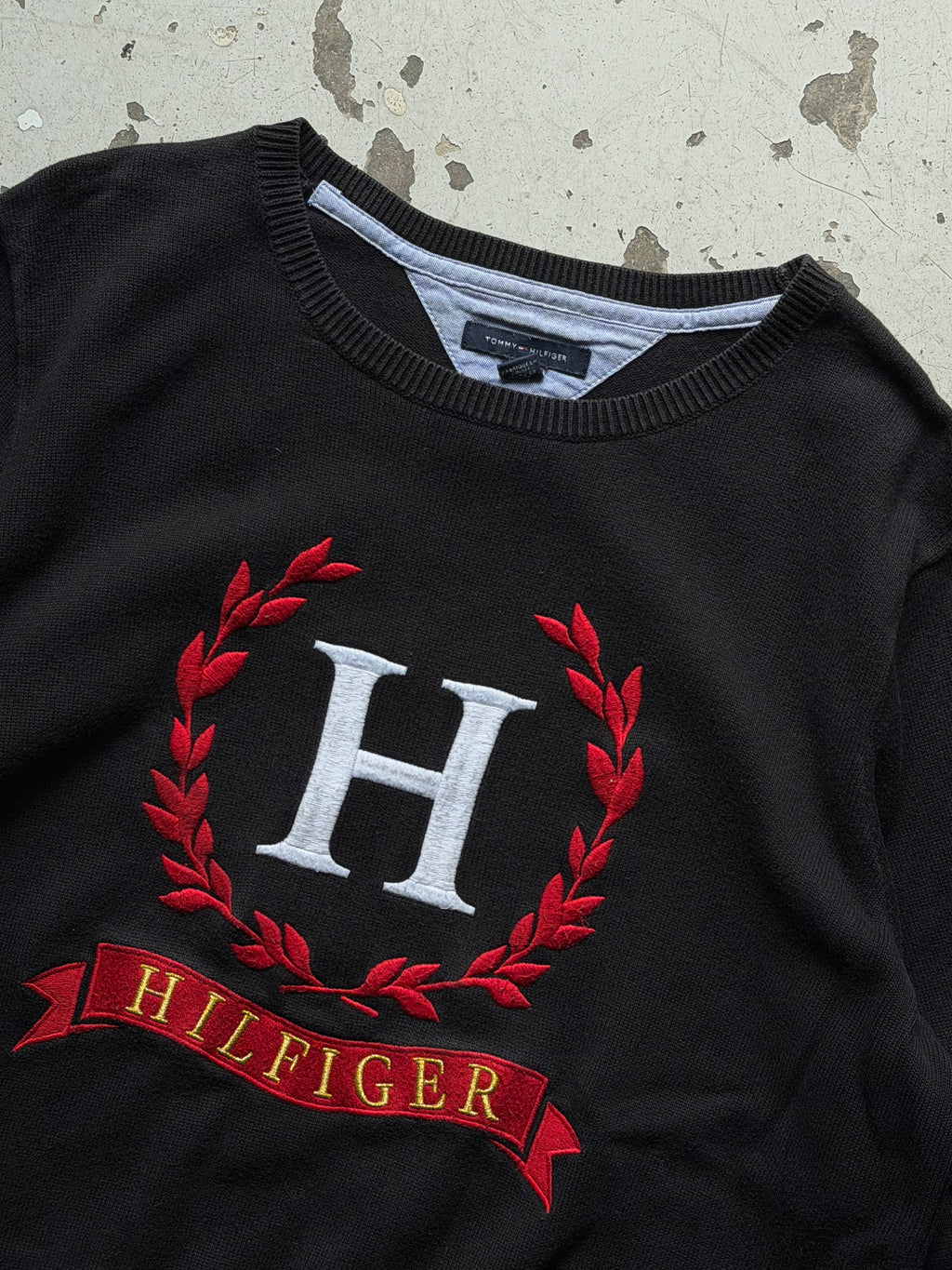 Tommy Hilfiger | Logo Crewneck Sweatshirt | sort | M
