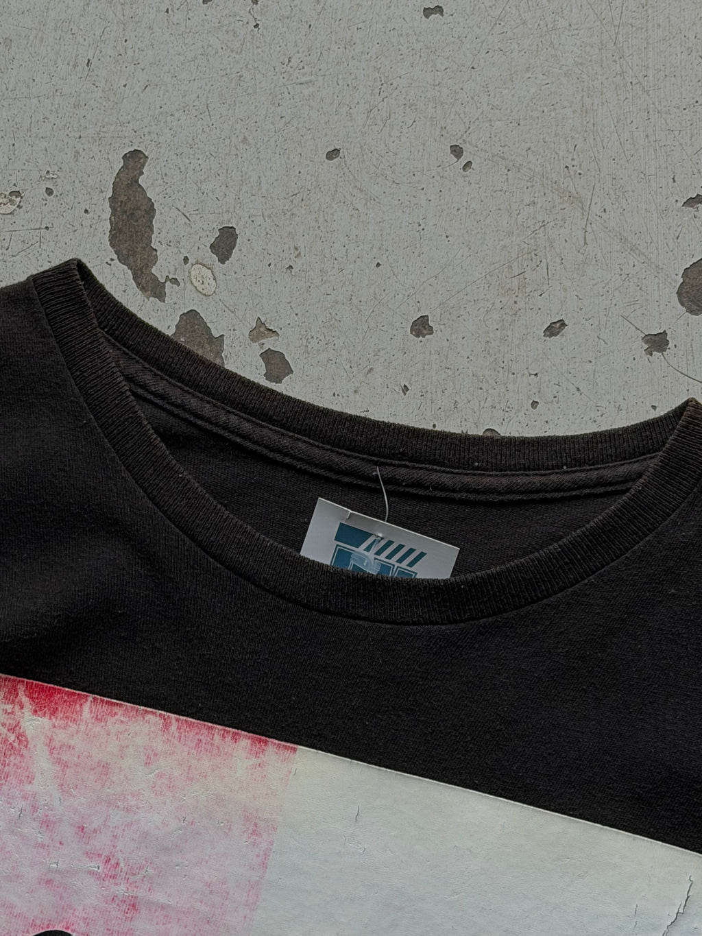 Akademiks | graphic T-shirt | sort| M