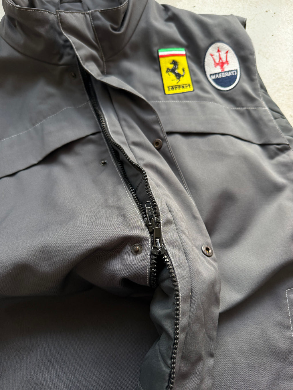 Modyf | Ferrari & Maserati Workwear Vest | Grå | XXL