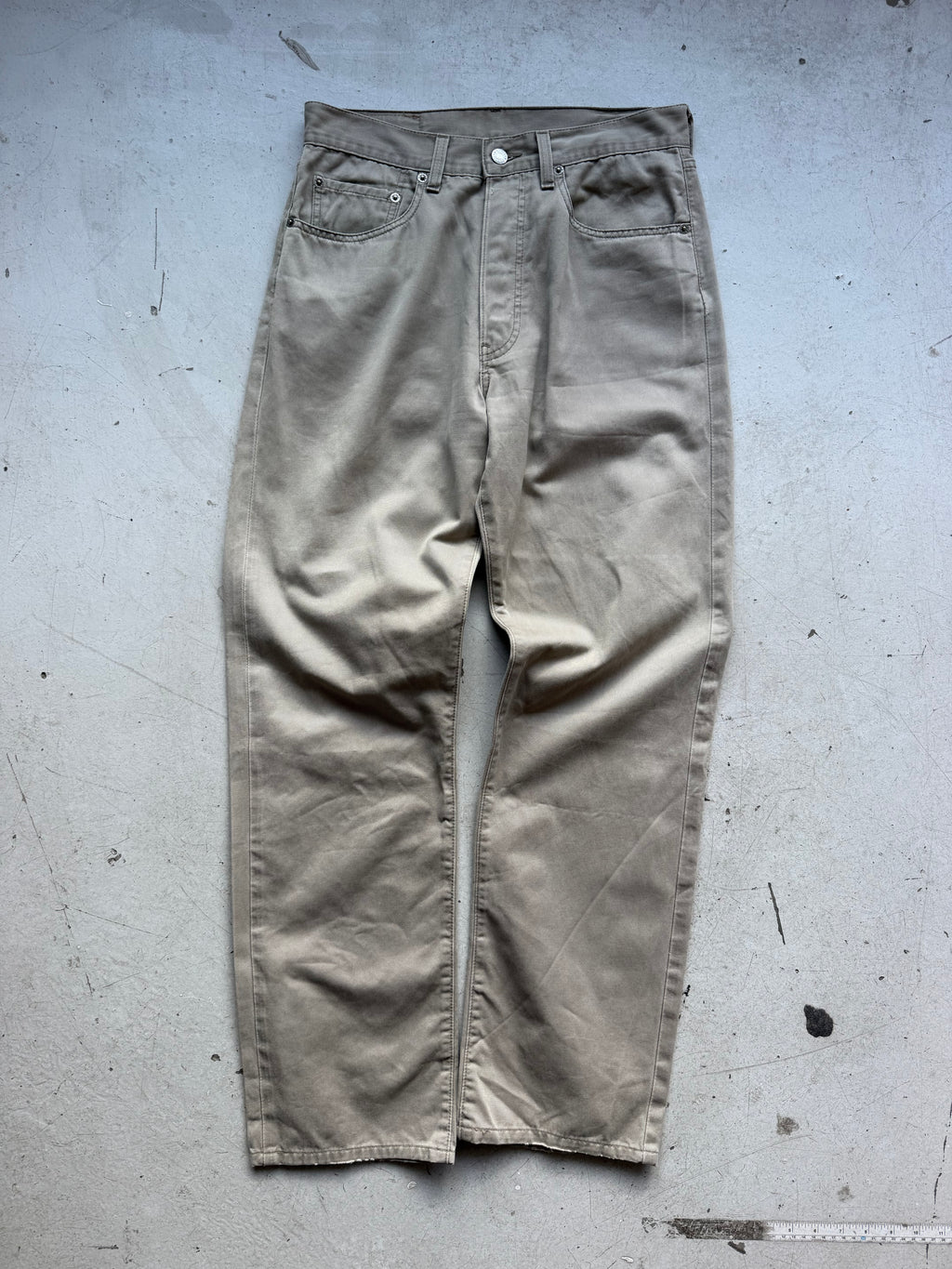 Levi’s 550 | Relaxed Fit Jeans | Beige | W32/L32