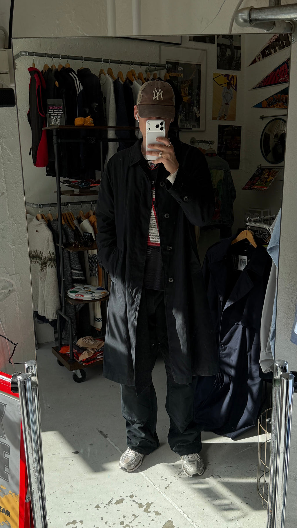 Vintage trenchcoat | Sort | M/L