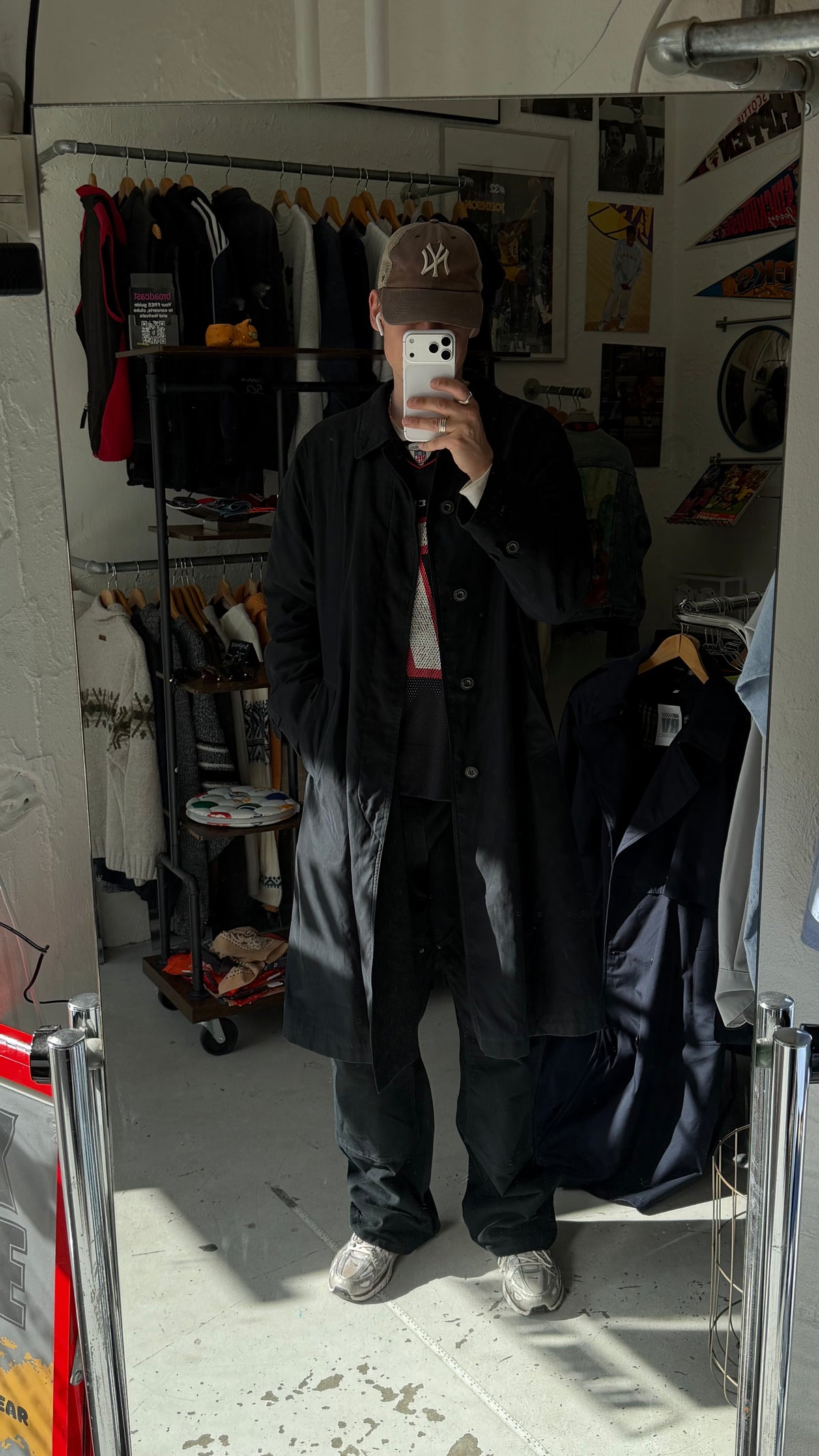 Vintage trenchcoat | Sort | M/L