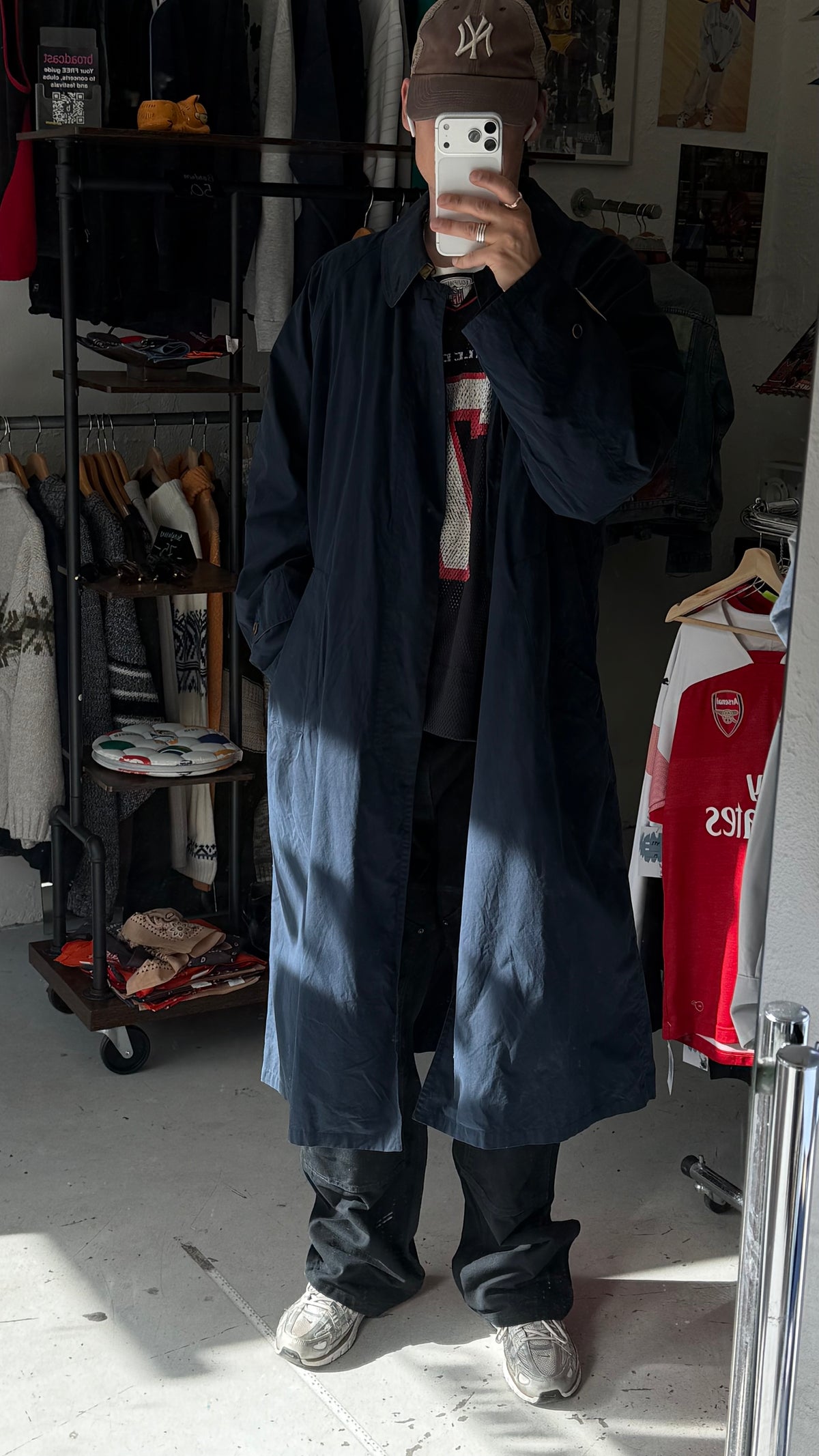 Vintage trenchcoat | Navy | Large / XL
