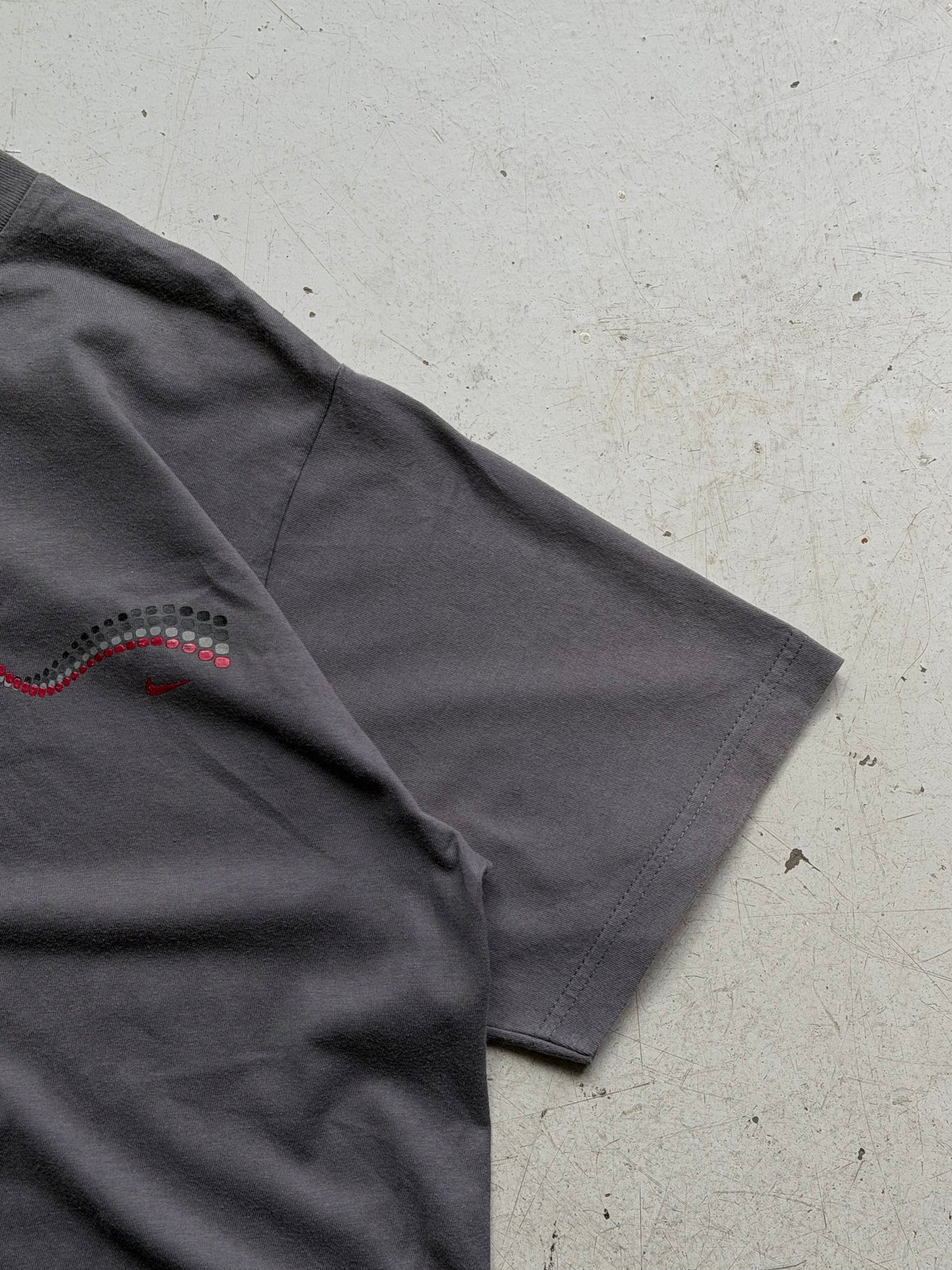Nike | Graphic T-shirt | Grå | M