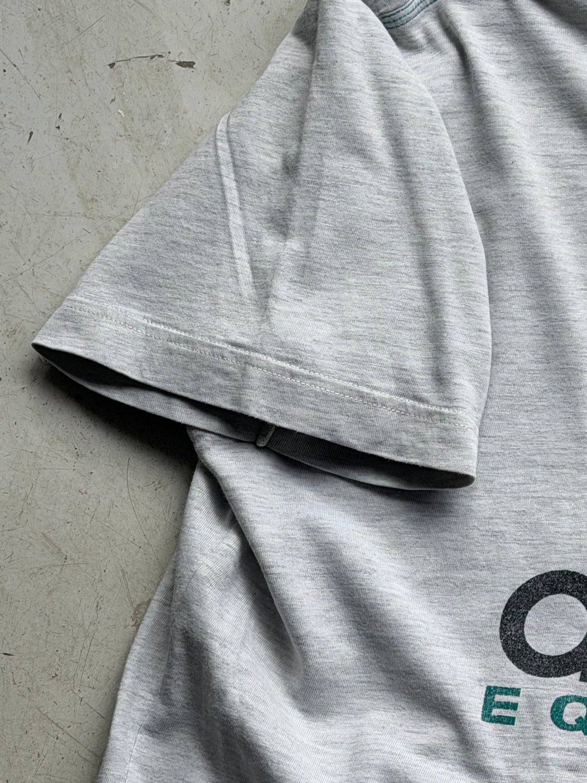 Adidas Equipment | Vintage Logo T-shirt | Grå | M
