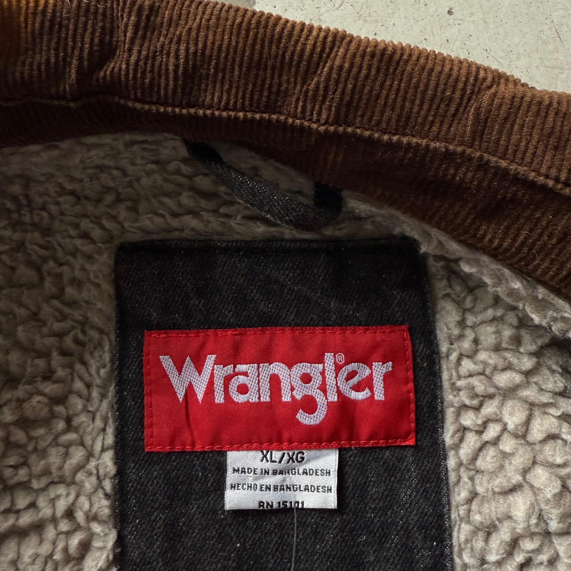 Wrangler | Denim jacket sherpa | Sort | XL