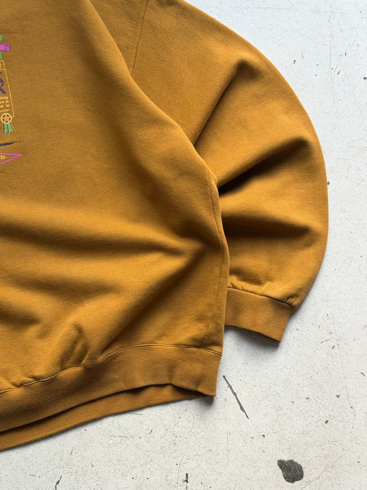 Think Pink | Vintage graphic sweatshirt | Brun | L