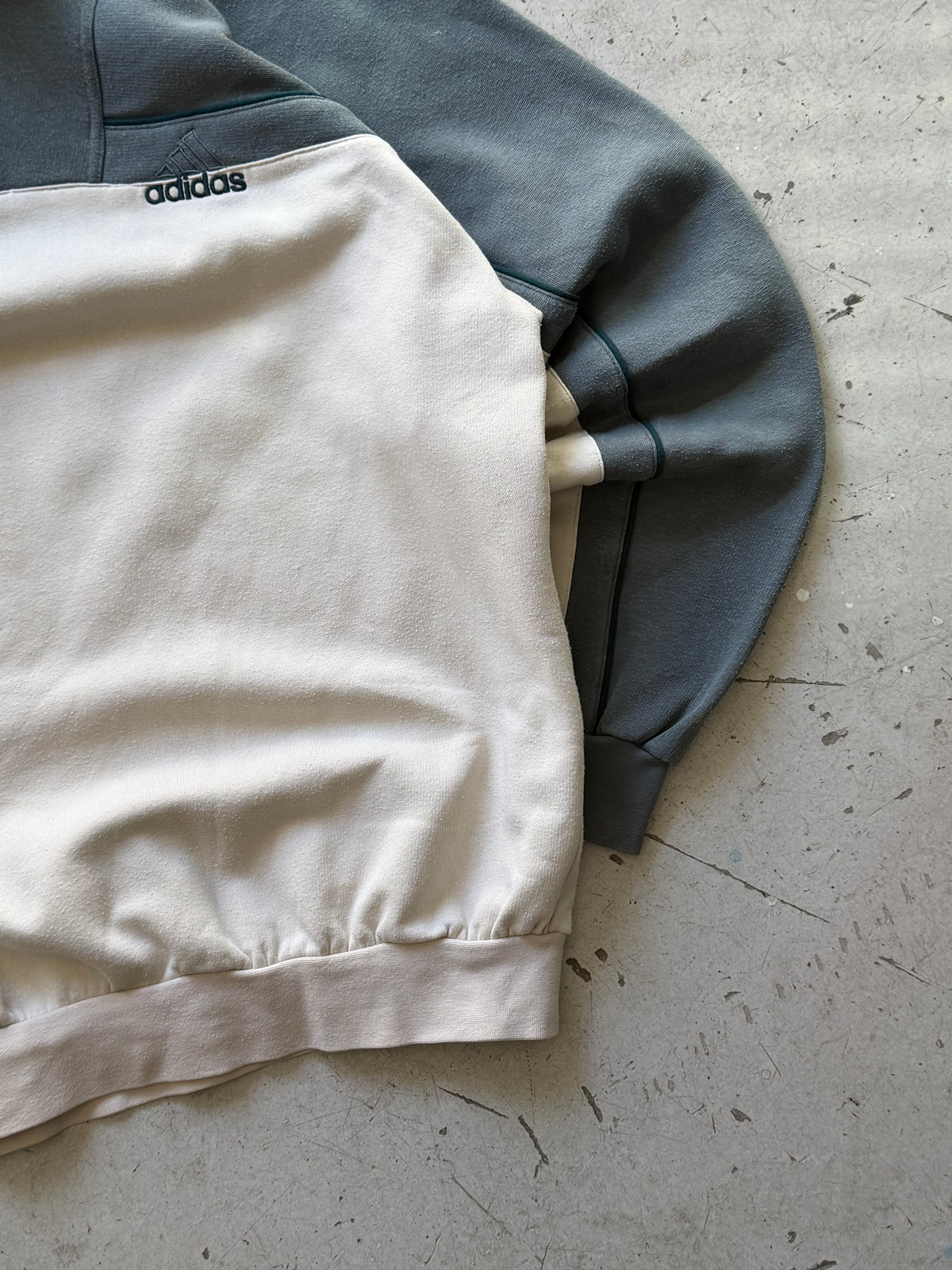 Adidas | Vintage 1/4 zip sweatshirt | Grå/creme | L
