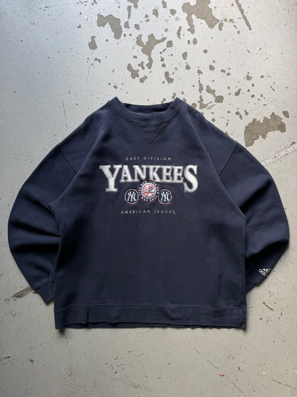 Adidas | Vintage Yankees sweatshirt | Navy | M
