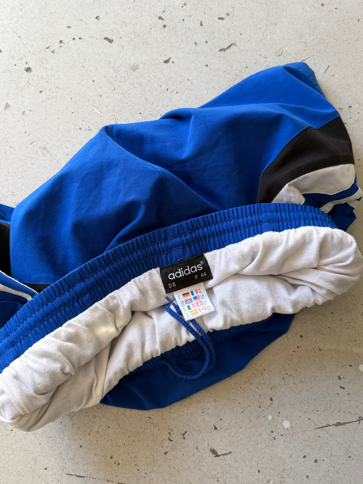 Adidas | Vintage sportsshorts | Blå | M