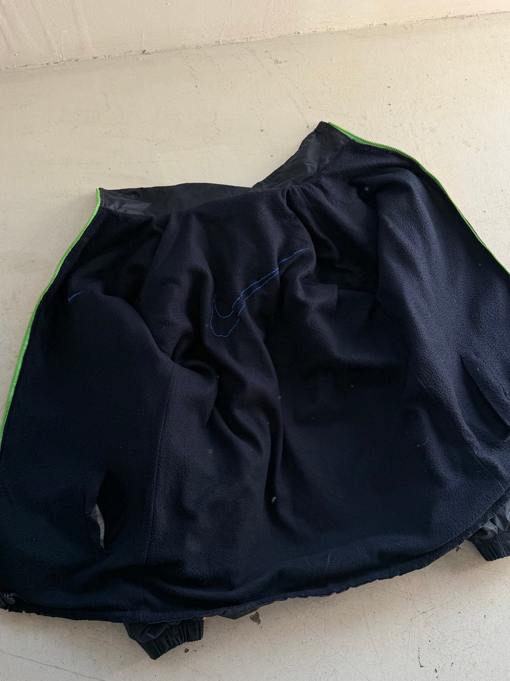 Nike | Vintage Swoosh Windbreaker | Navy/gul | L