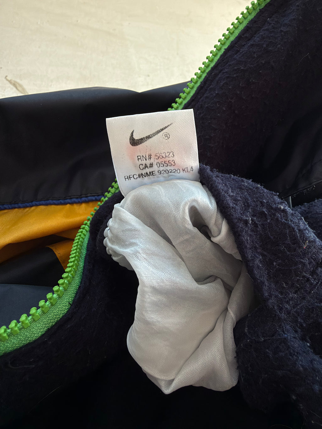 Nike | Vintage Swoosh Windbreaker | Navy/gul | L