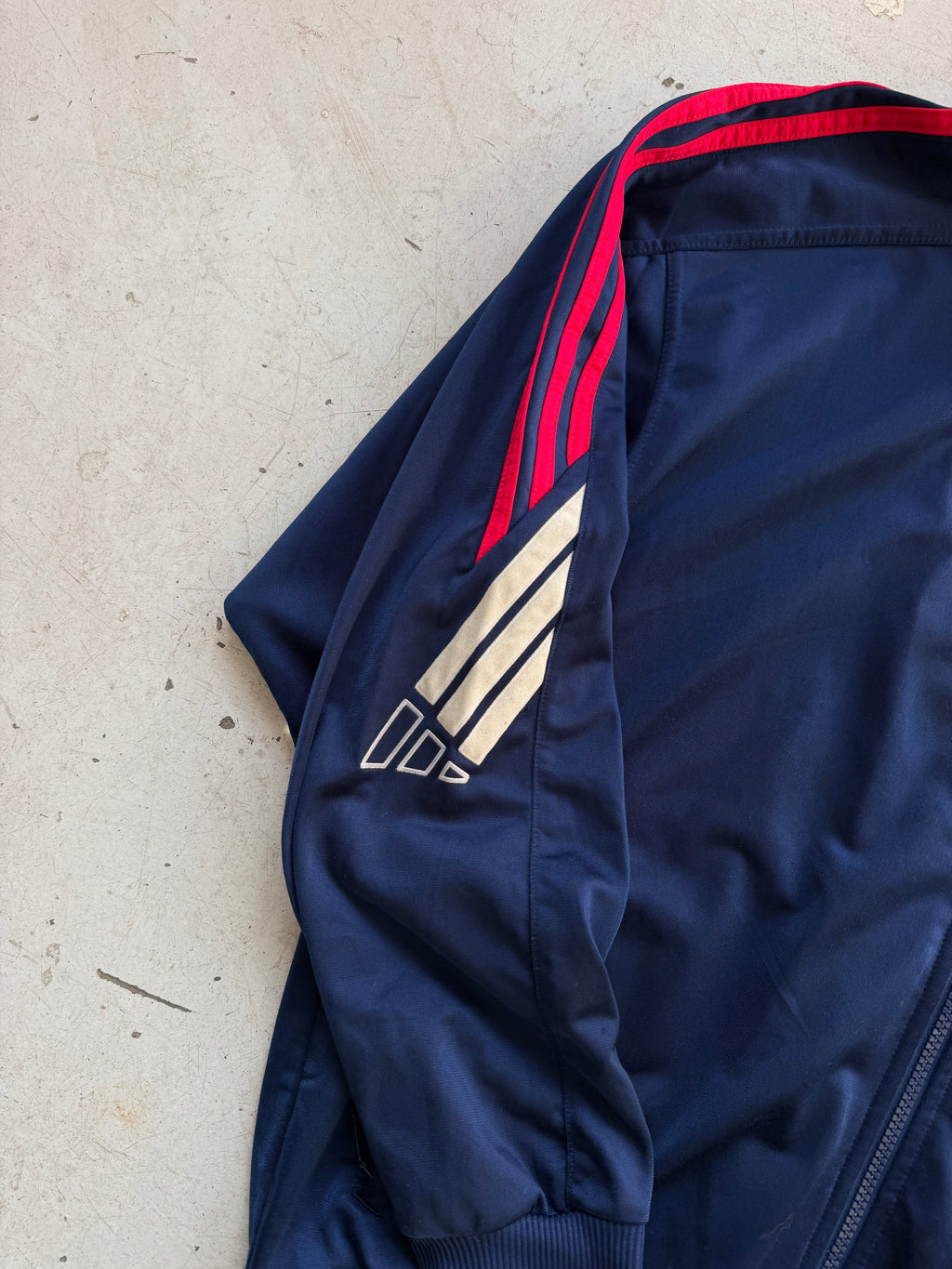 Adidas | Vintage track jacket | Navy/rød | M