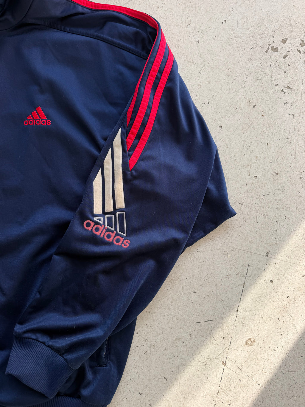 Adidas | Vintage track jacket | Navy/rød | M
