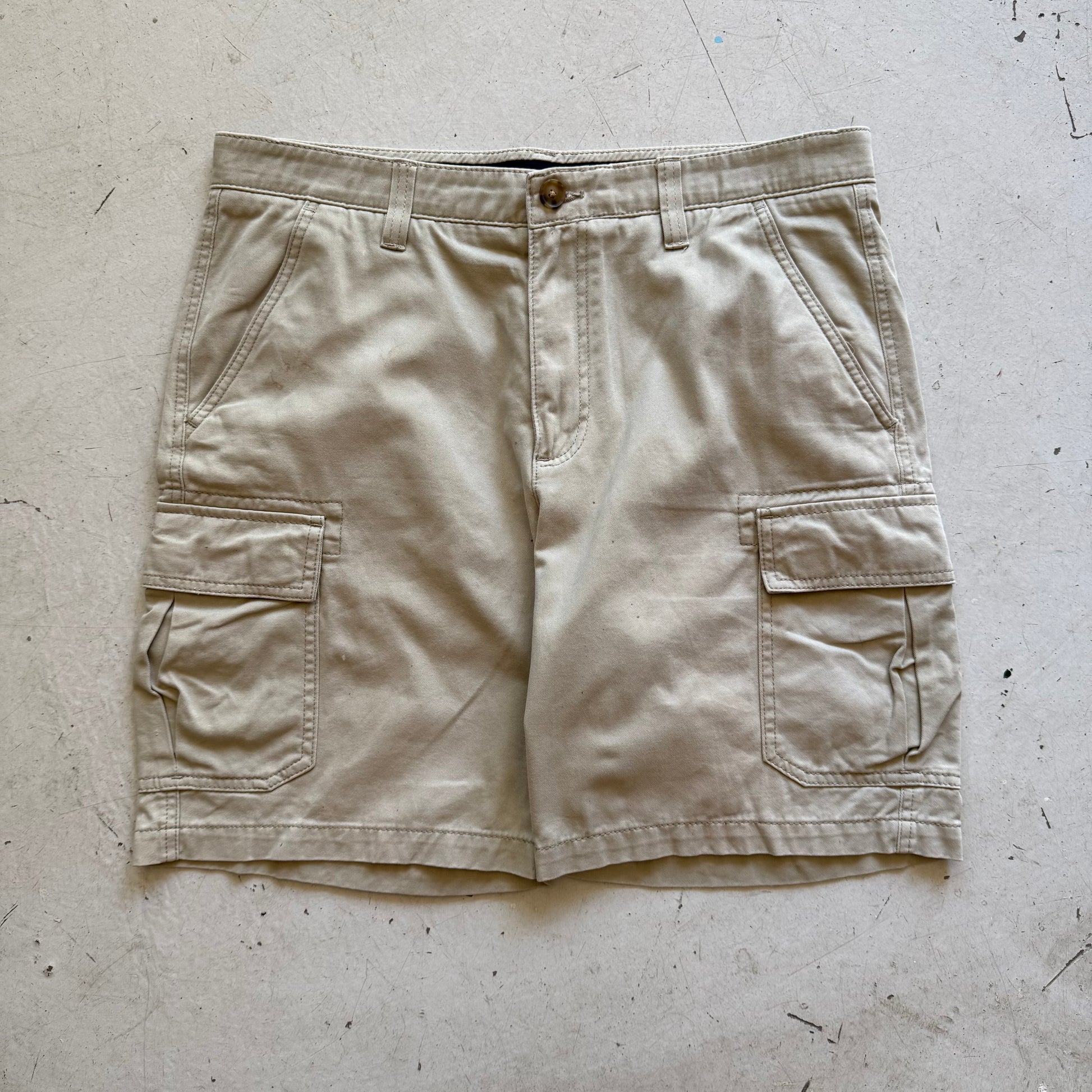 W34 | cargo shorts | Beige |