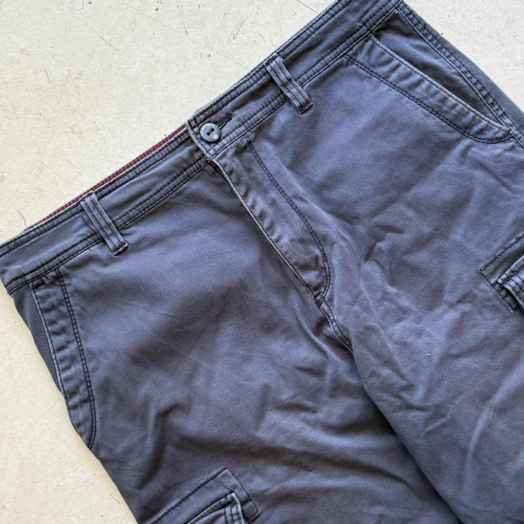 W36 | cargo shorts | Navy |