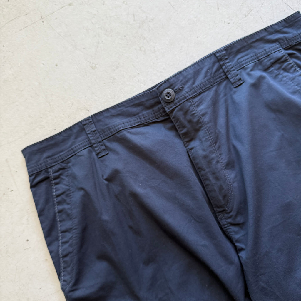 W38 | cargo shorts | Navy|
