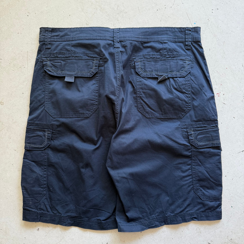 W38 | cargo shorts | Navy|