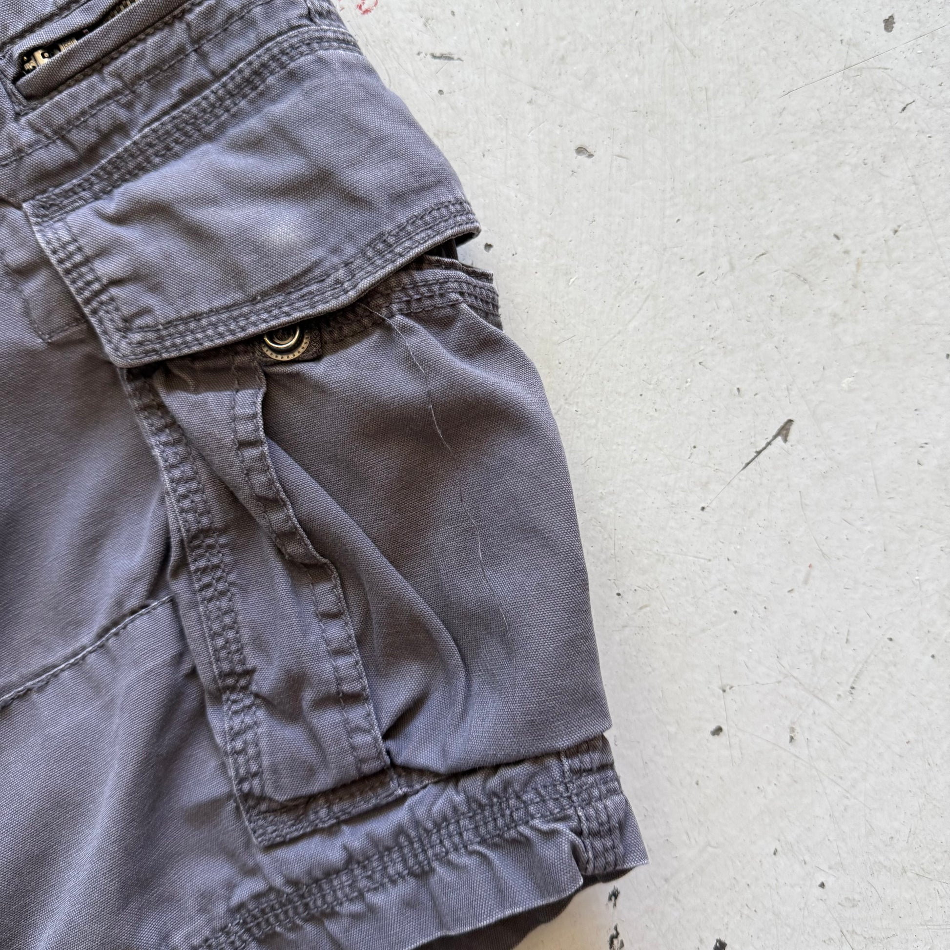 W36 | cargo shorts | Grå|