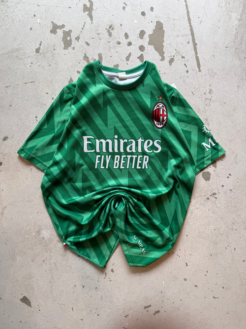 AC Milan Secondhand Fodboldtrøje – Replica 2022/2023 - Medium - Re:Junk Vintage