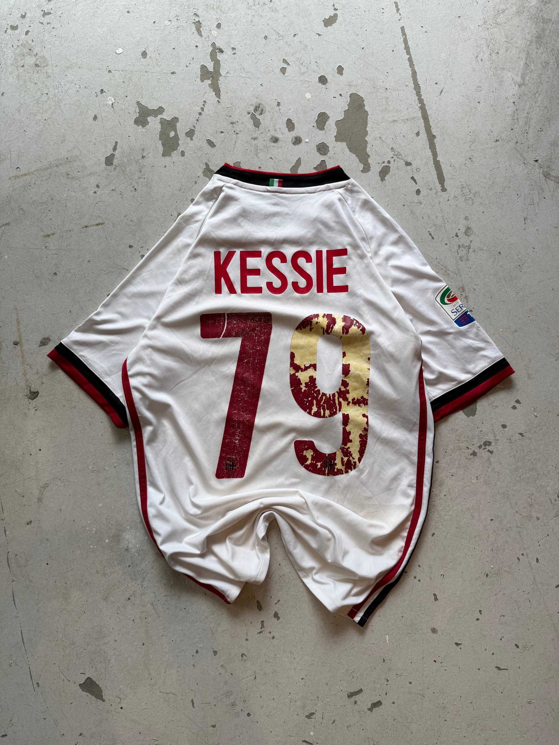 AC Milan Vintage Fodboldtrøje – 2017/2018 - Medium - Re:Junk Vintage
