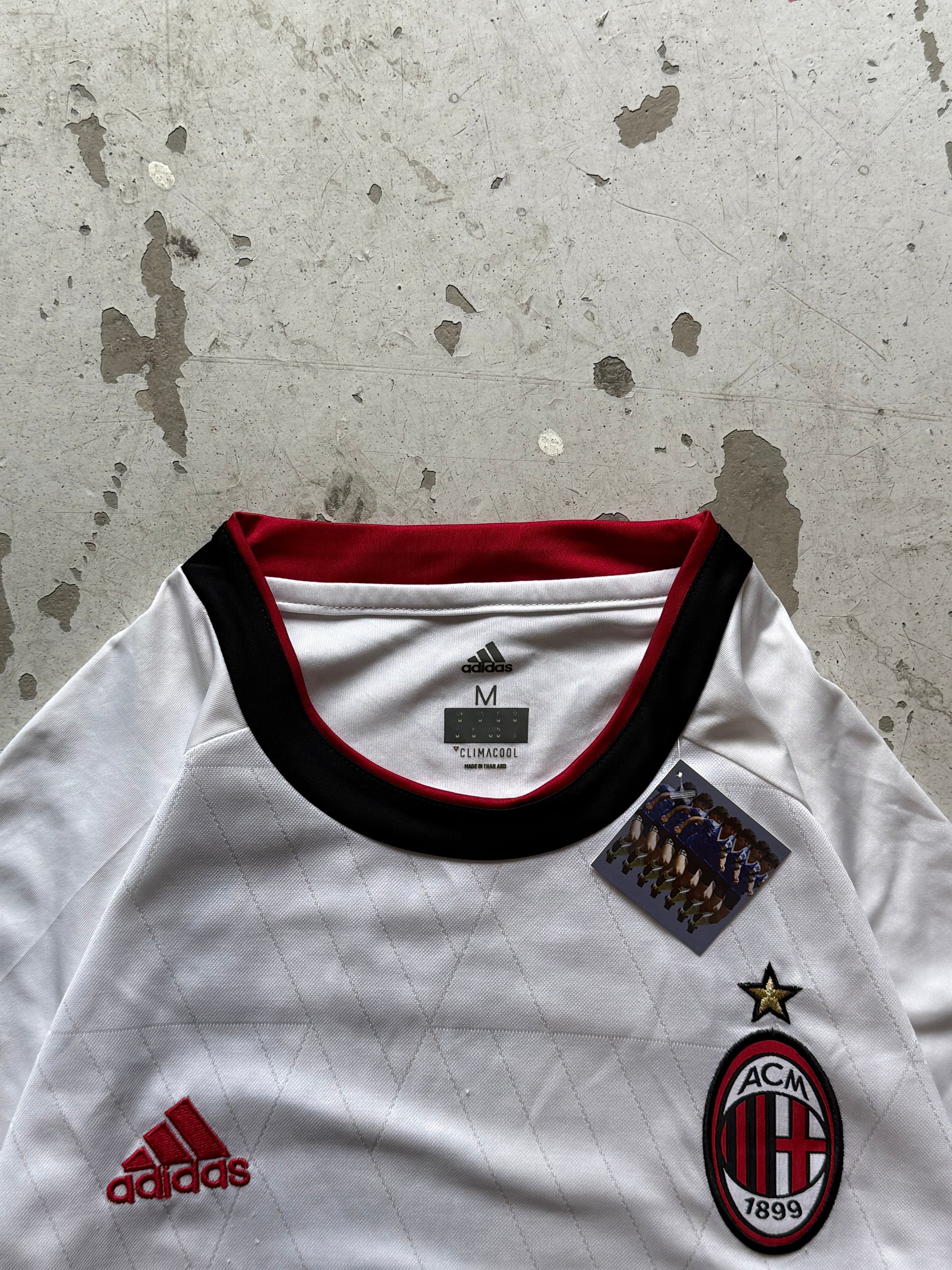 AC Milan Vintage Fodboldtrøje – 2017/2018 - Medium - Re:Junk Vintage