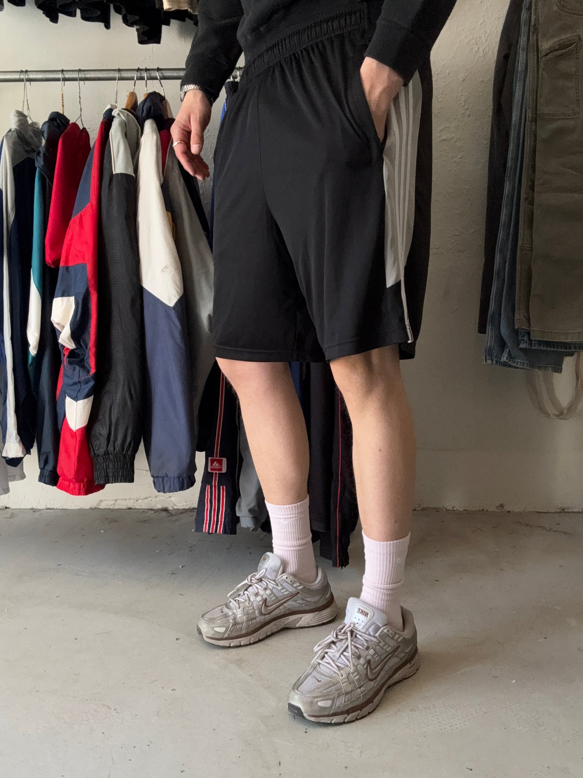 Adidas Basket Shorts - XL - Re:Junk Vintage
