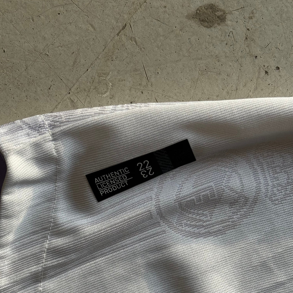 Adidas Real Madrid | Fodboldtrøje | Hvid | M - Re:Junk Vintage