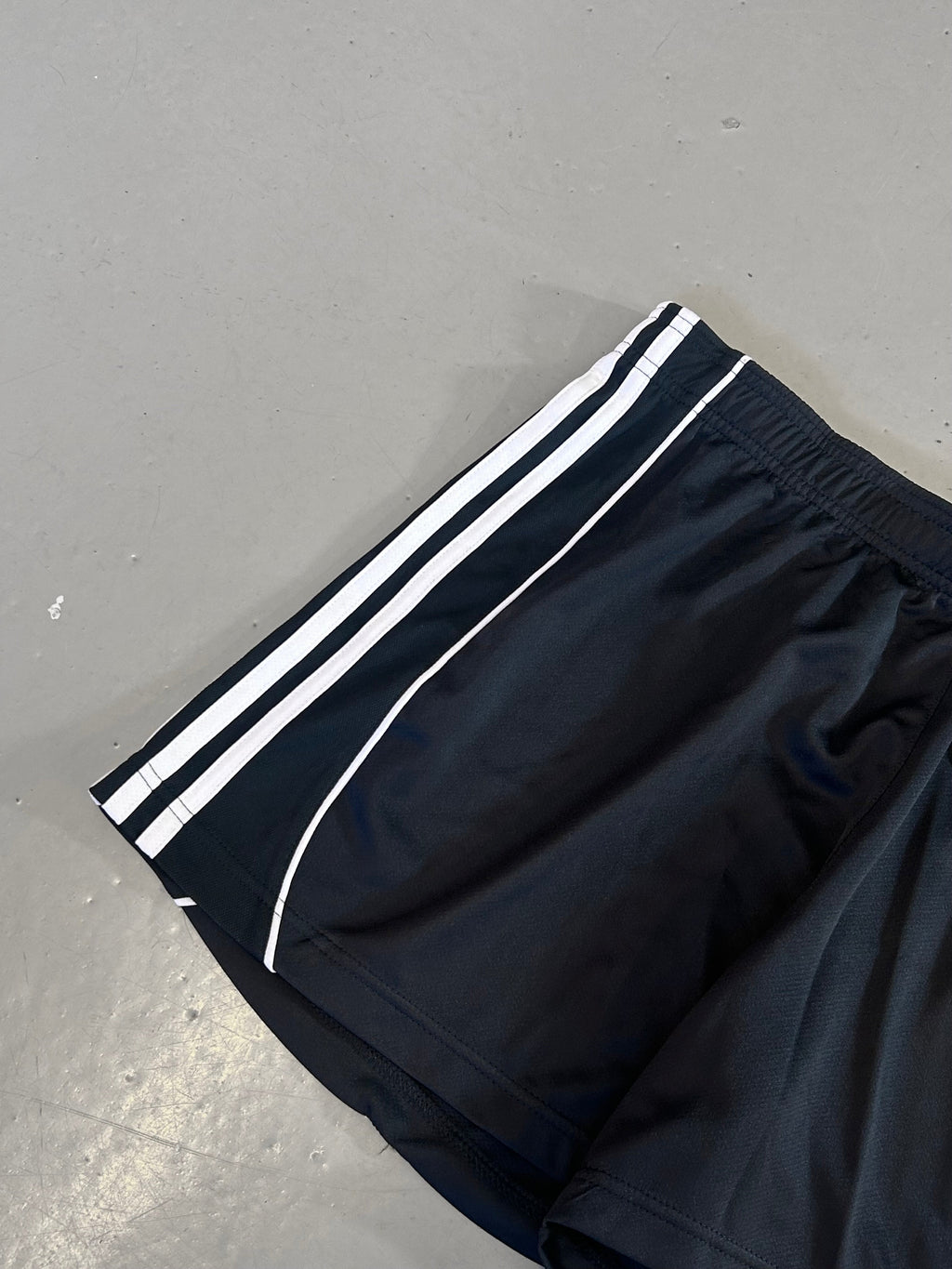 Adidas Running Shorts - Large - Re:Junk Vintage
