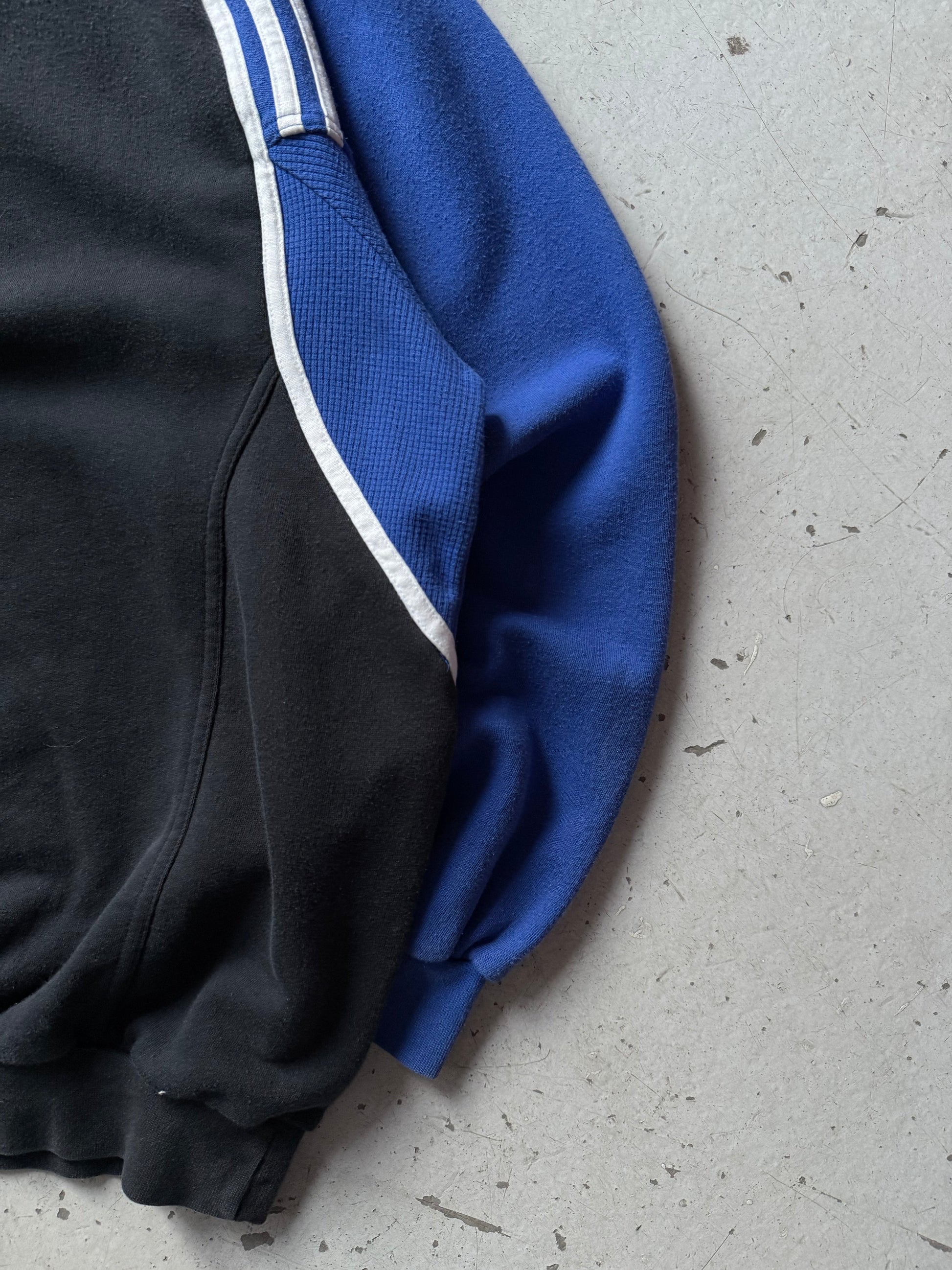 Adidas | sweatshirt | sort/blå | M - Re:Junk Vintage