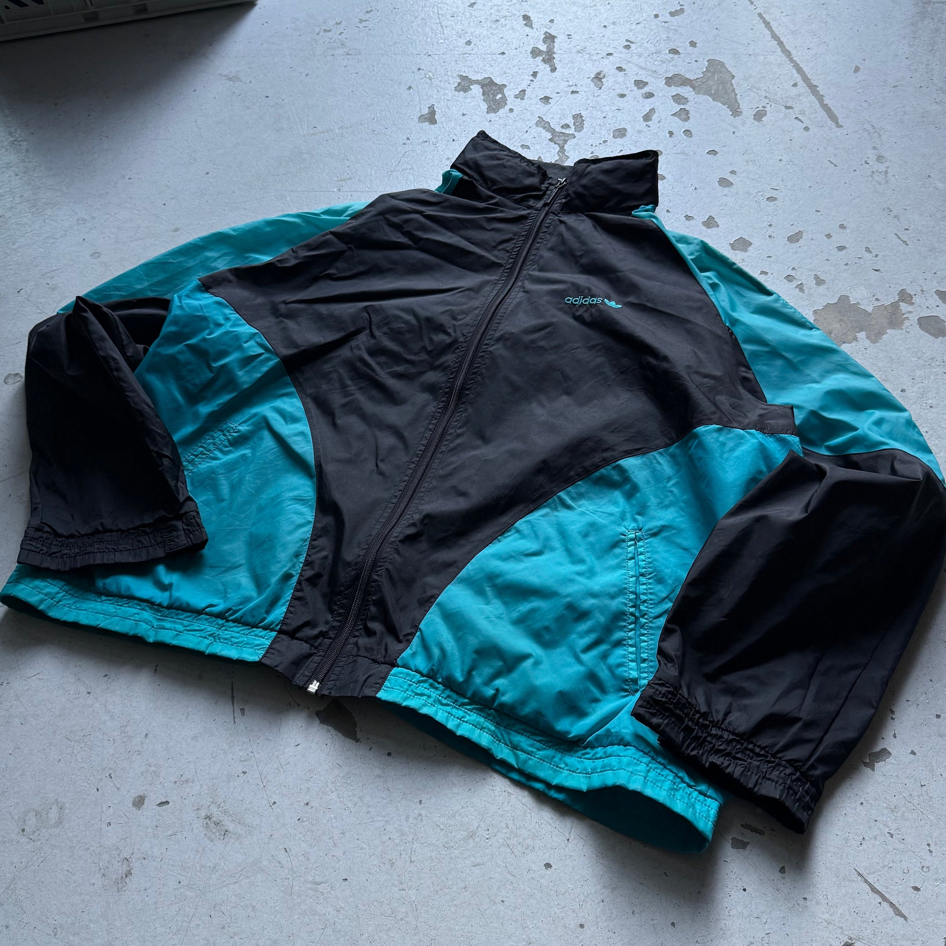 Adidas Vintage Track Jacket – Sort/Turkis (L) - Re:Junk Vintage