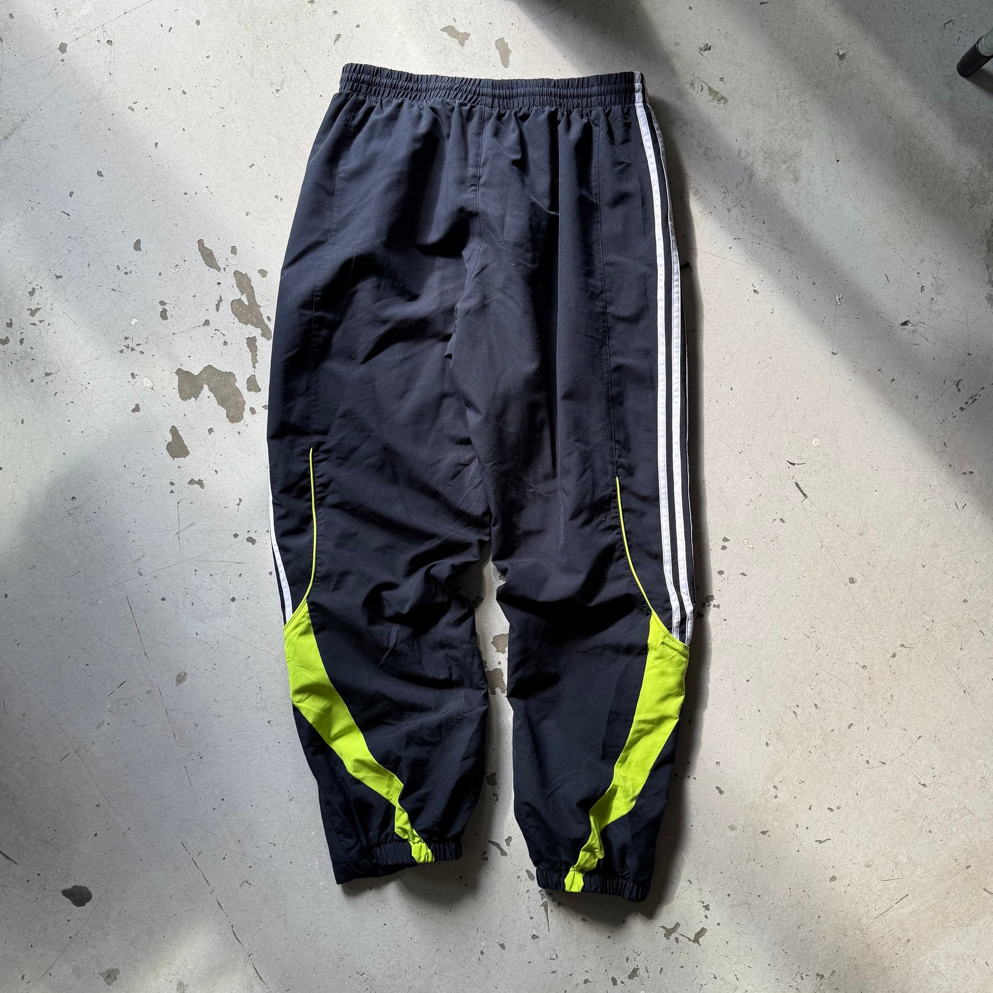 Adidas x Real Madrid | trackpants | sort/hvid | L - Re:Junk Vintage