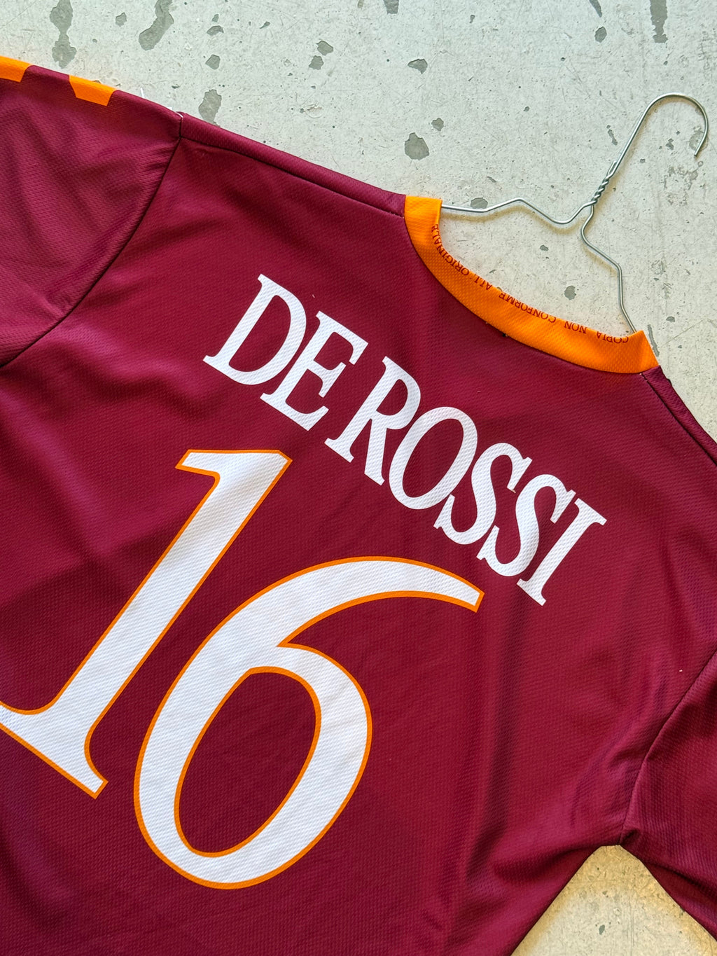 AS Roma Vintage Fodboldtrøje – Replica 2010/2011 - Medium - Re:Junk Vintage