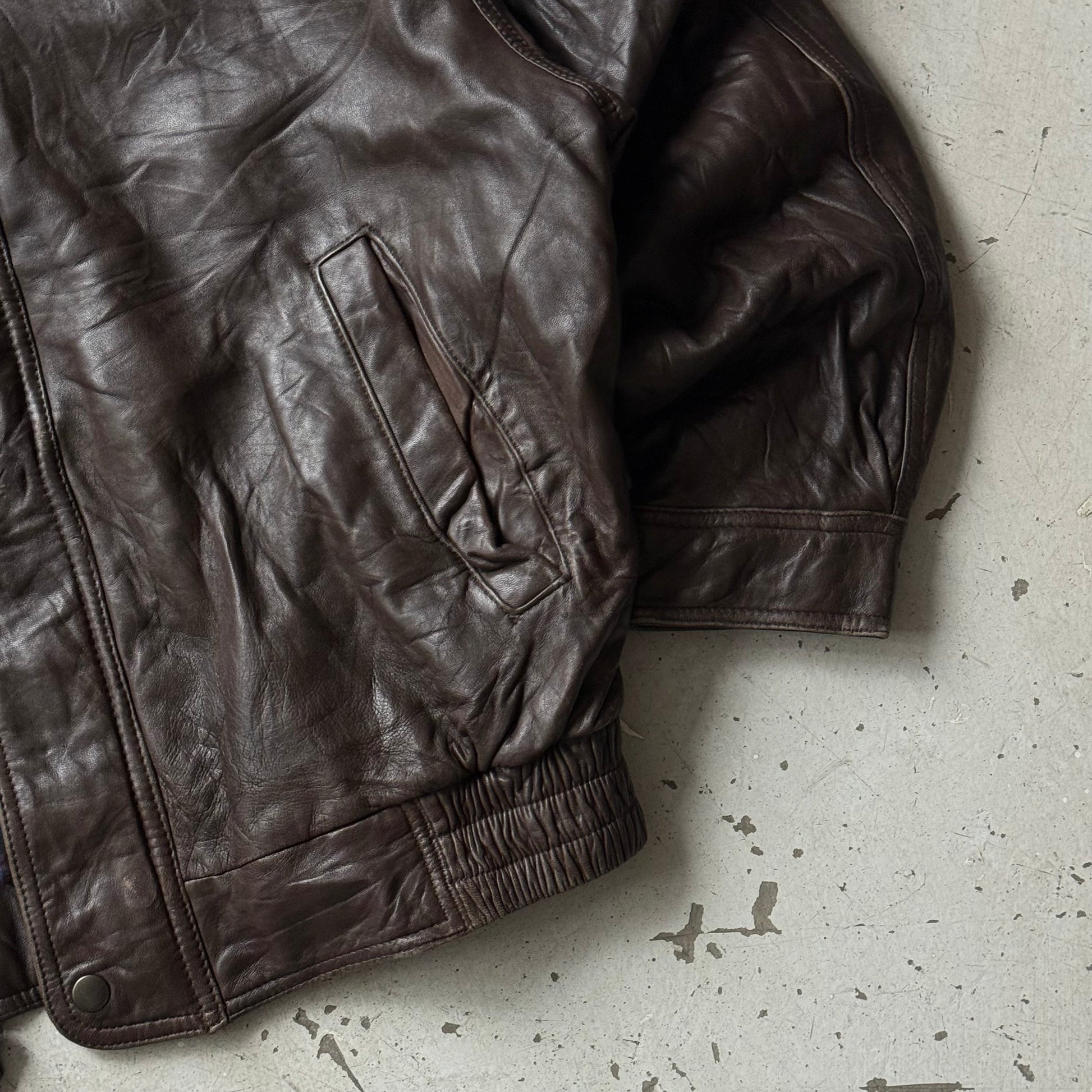 Bill Blass | Vintage Læderjakke | mørkebrun | XL - Re:Junk Vintage