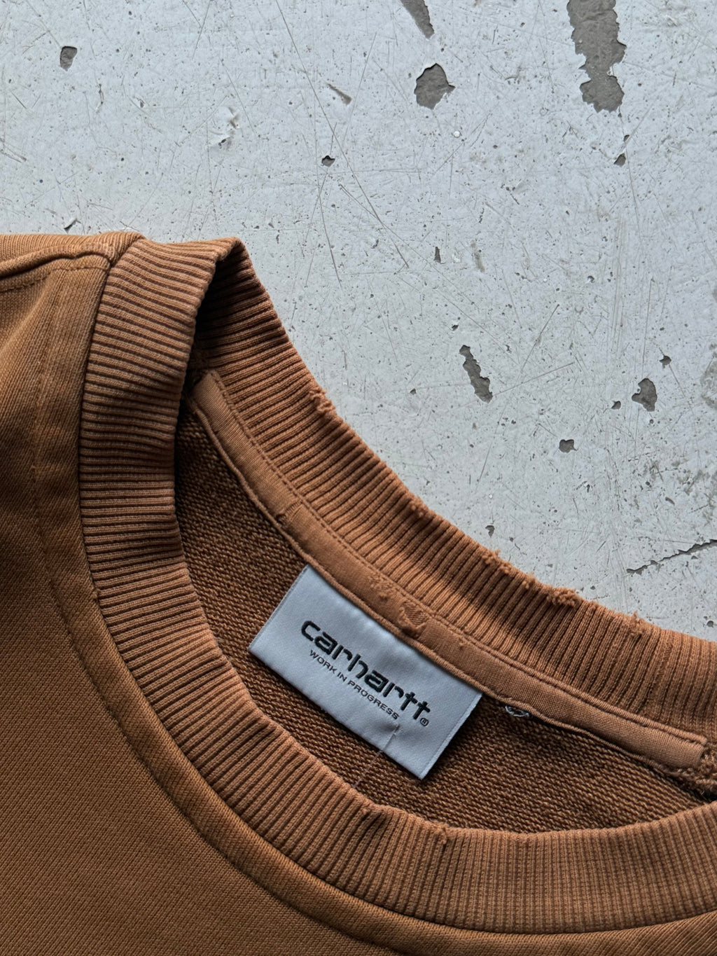 Carhartt | sweatshirt | brun | str. M - Re:Junk Vintage