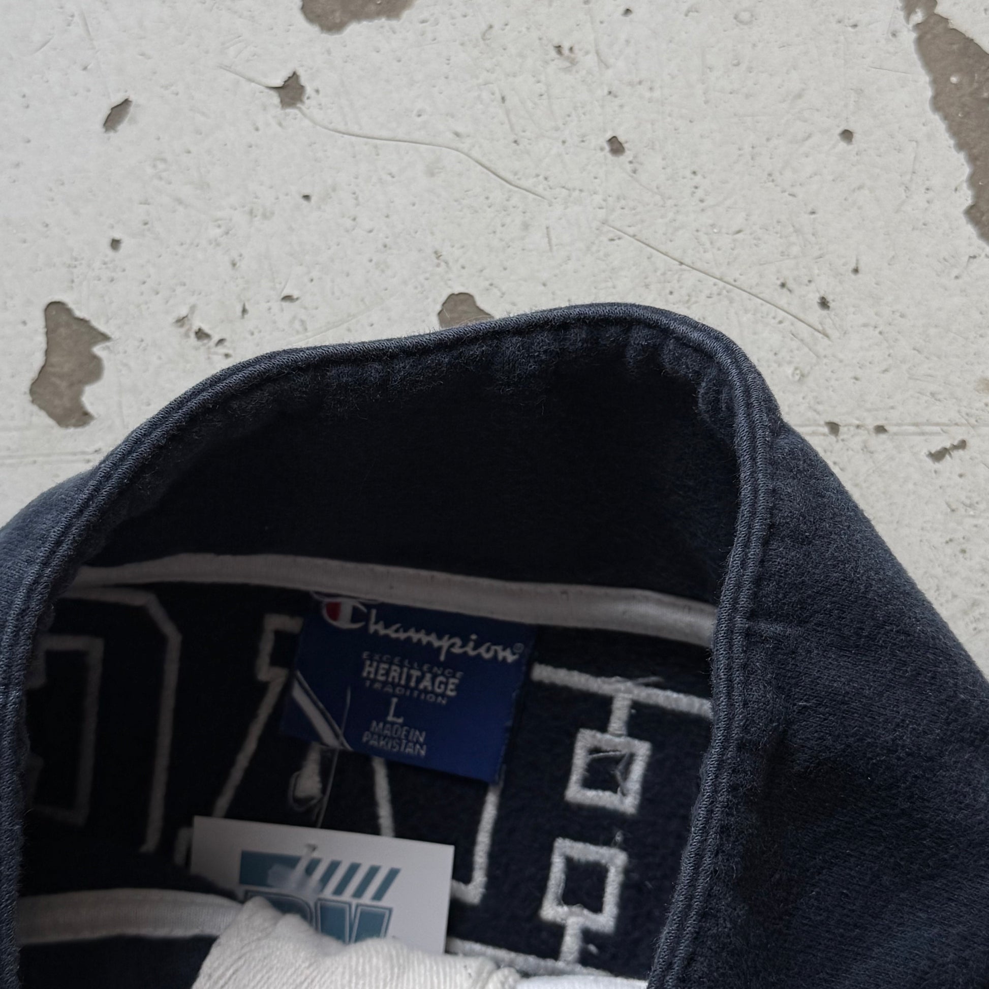 Champion | 1/4 zip sweatshirt | navy | L - Re:Junk Vintage